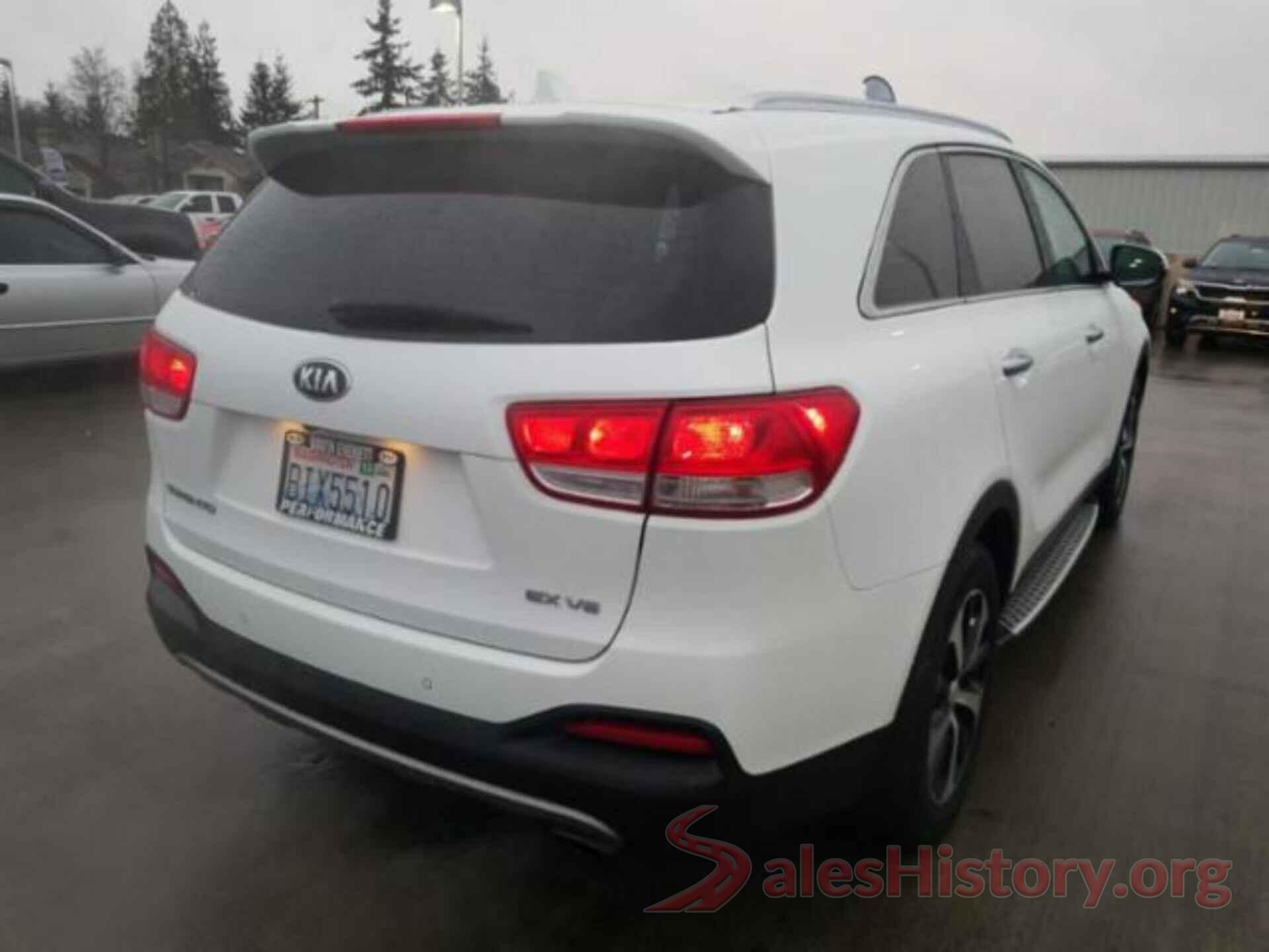 5XYPHDA50JG363015 2018 KIA SORENTO