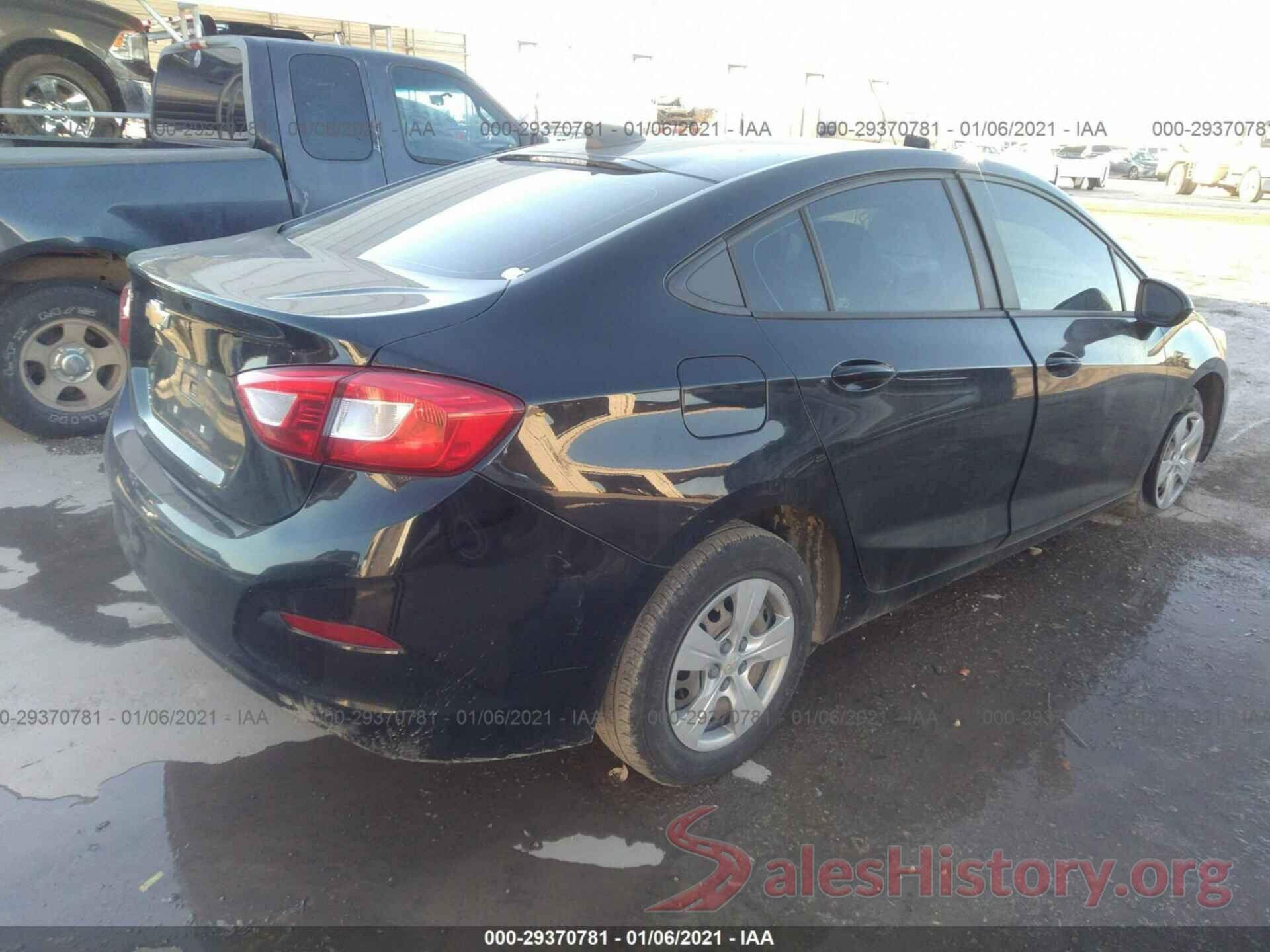 1G1BC5SM1J7135115 2018 CHEVROLET CRUZE