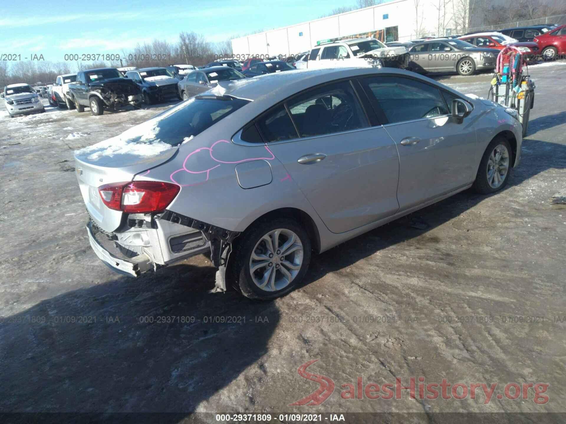 1G1BE5SM8K7145698 2019 CHEVROLET CRUZE