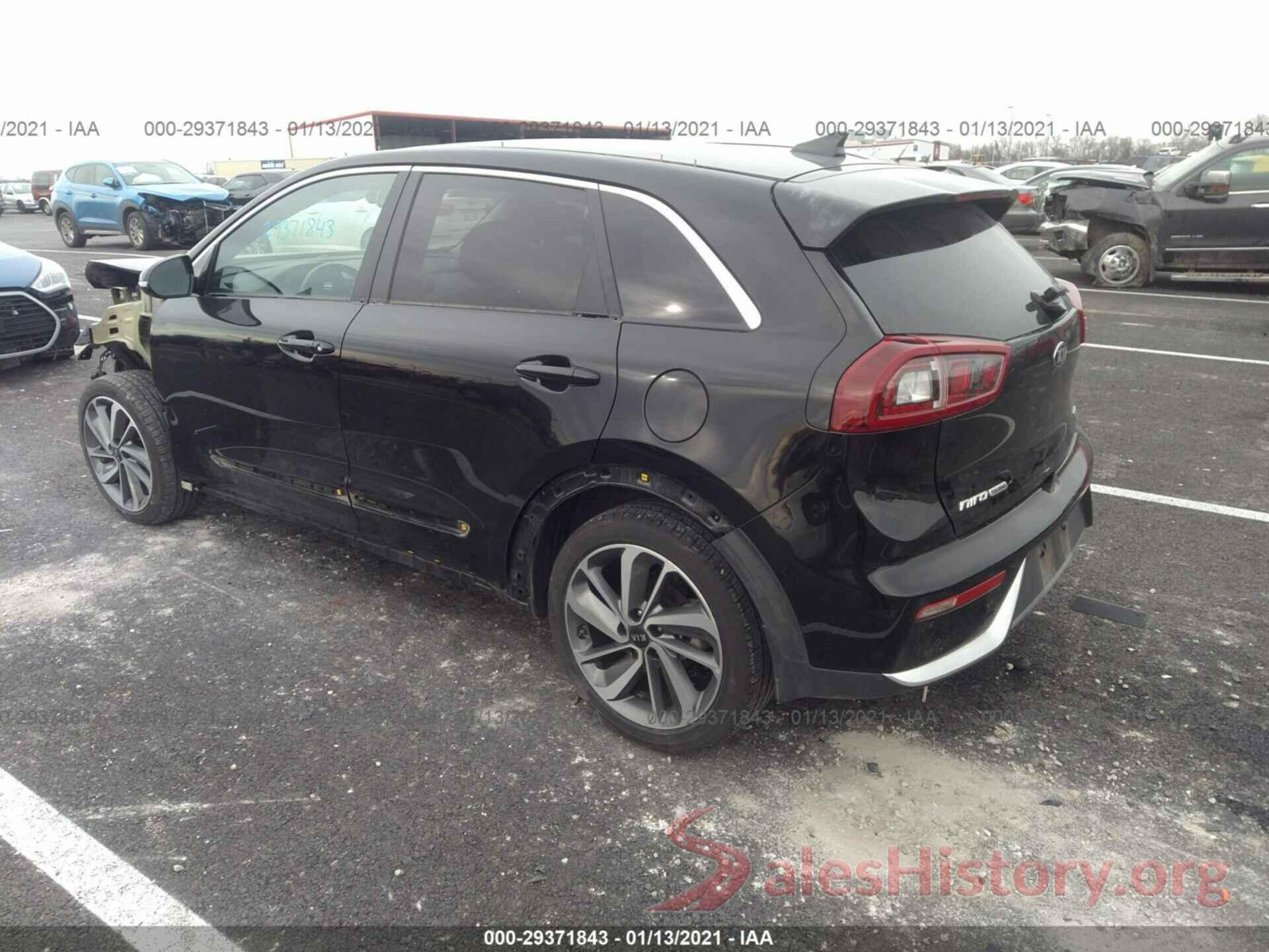 KNDCE3LC5K5264584 2019 KIA NIRO