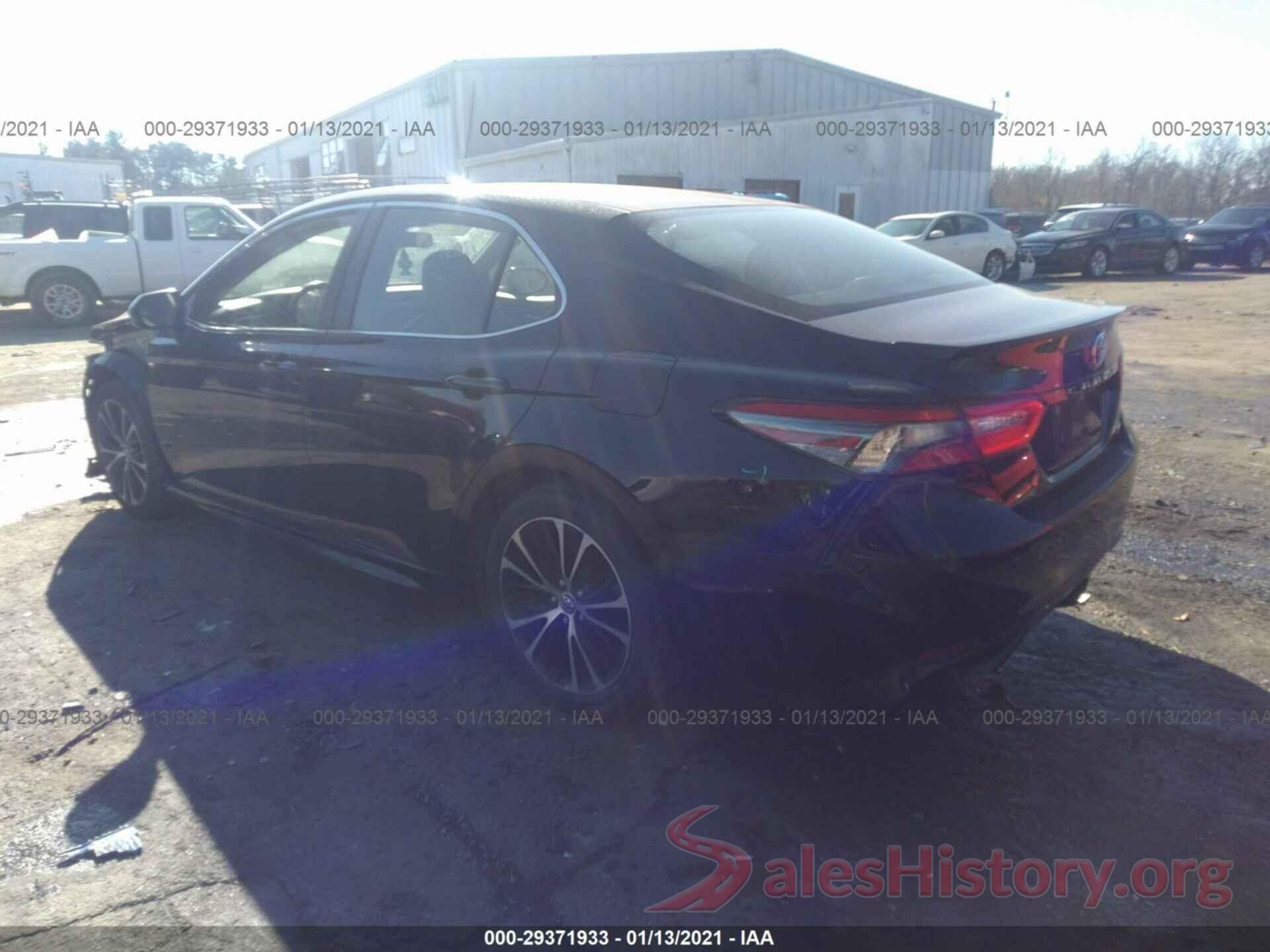 JTNB11HK2J3037709 2018 TOYOTA CAMRY