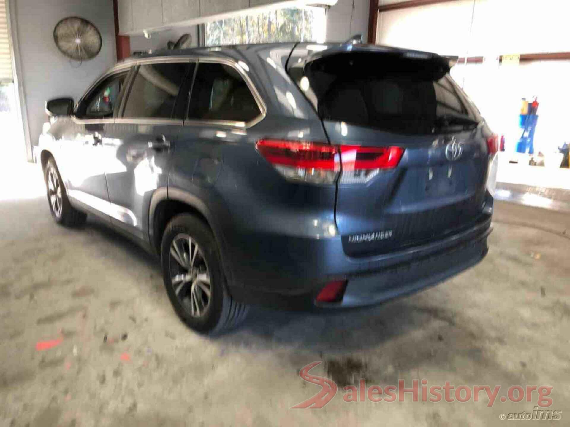 5TDZZRFH6KS305162 2019 TOYOTA HIGHLANDER