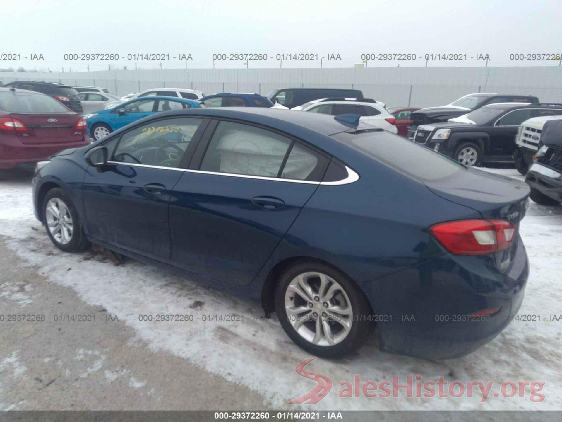 1G1BE5SM3K7106744 2019 CHEVROLET CRUZE