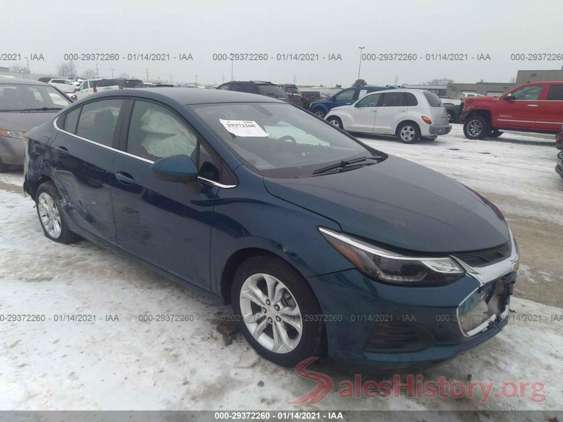 1G1BE5SM3K7106744 2019 CHEVROLET CRUZE