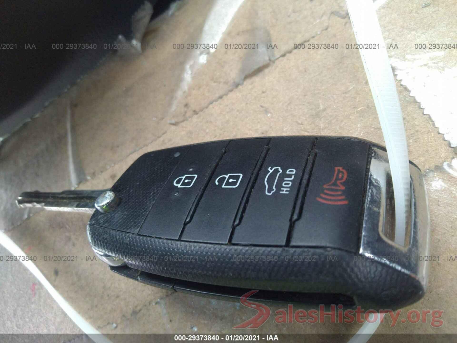 3KPFK4A78HE131056 2017 KIA FORTE