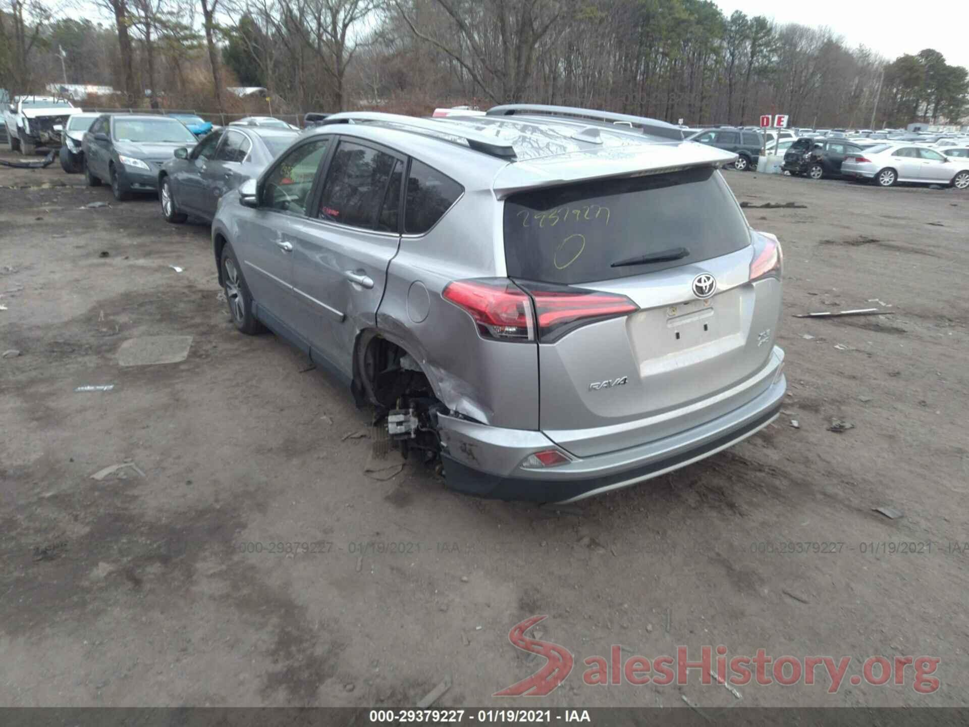 JTMRFREV1JD254387 2018 TOYOTA RAV4