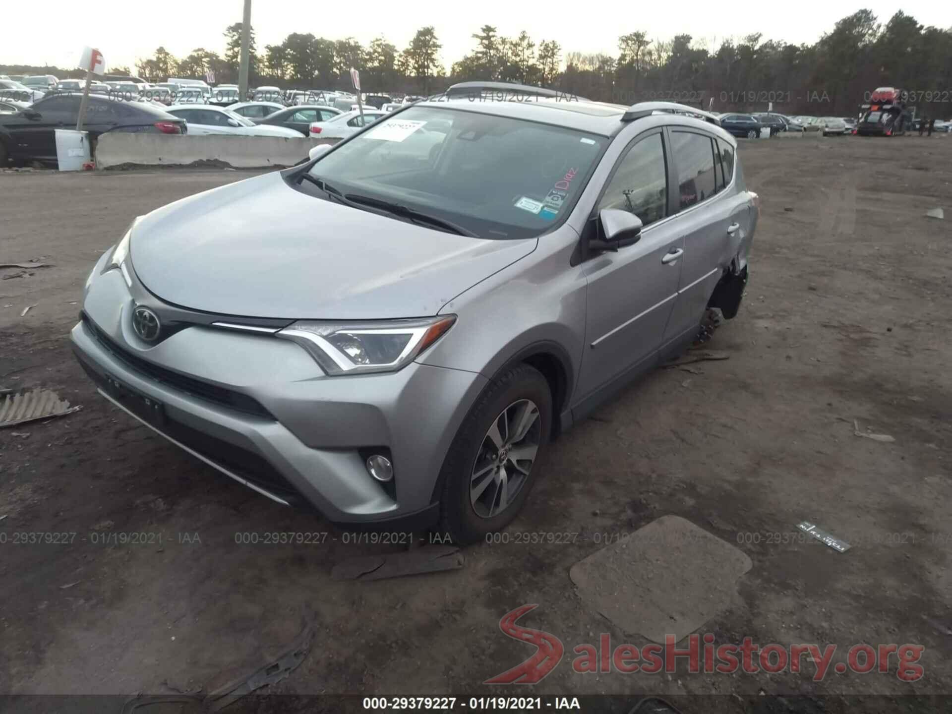 JTMRFREV1JD254387 2018 TOYOTA RAV4