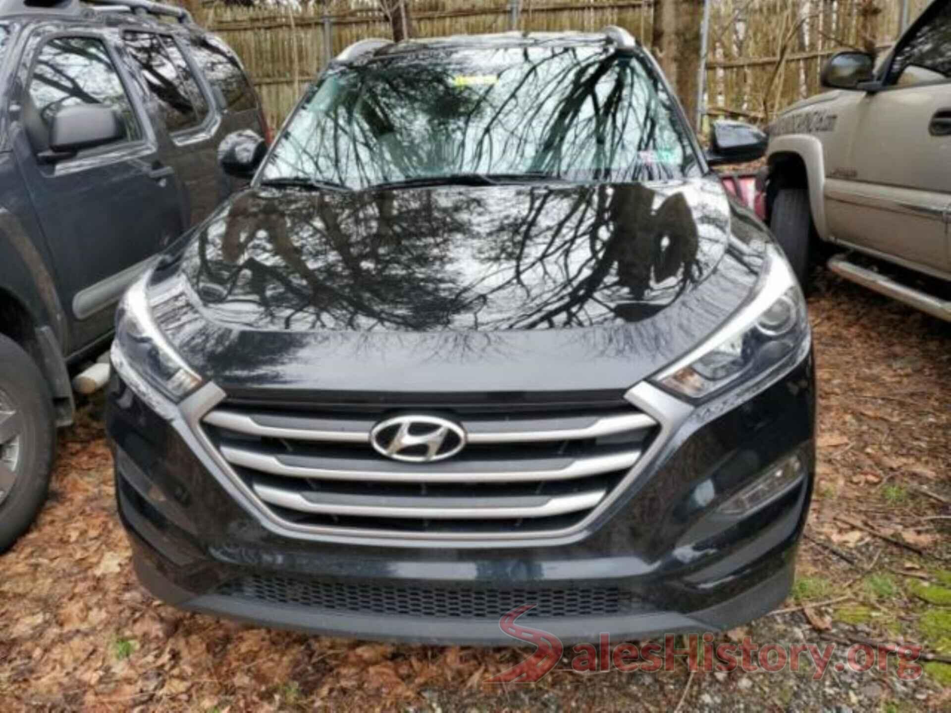 KM8J3CA43JU642104 2018 HYUNDAI TUCSON