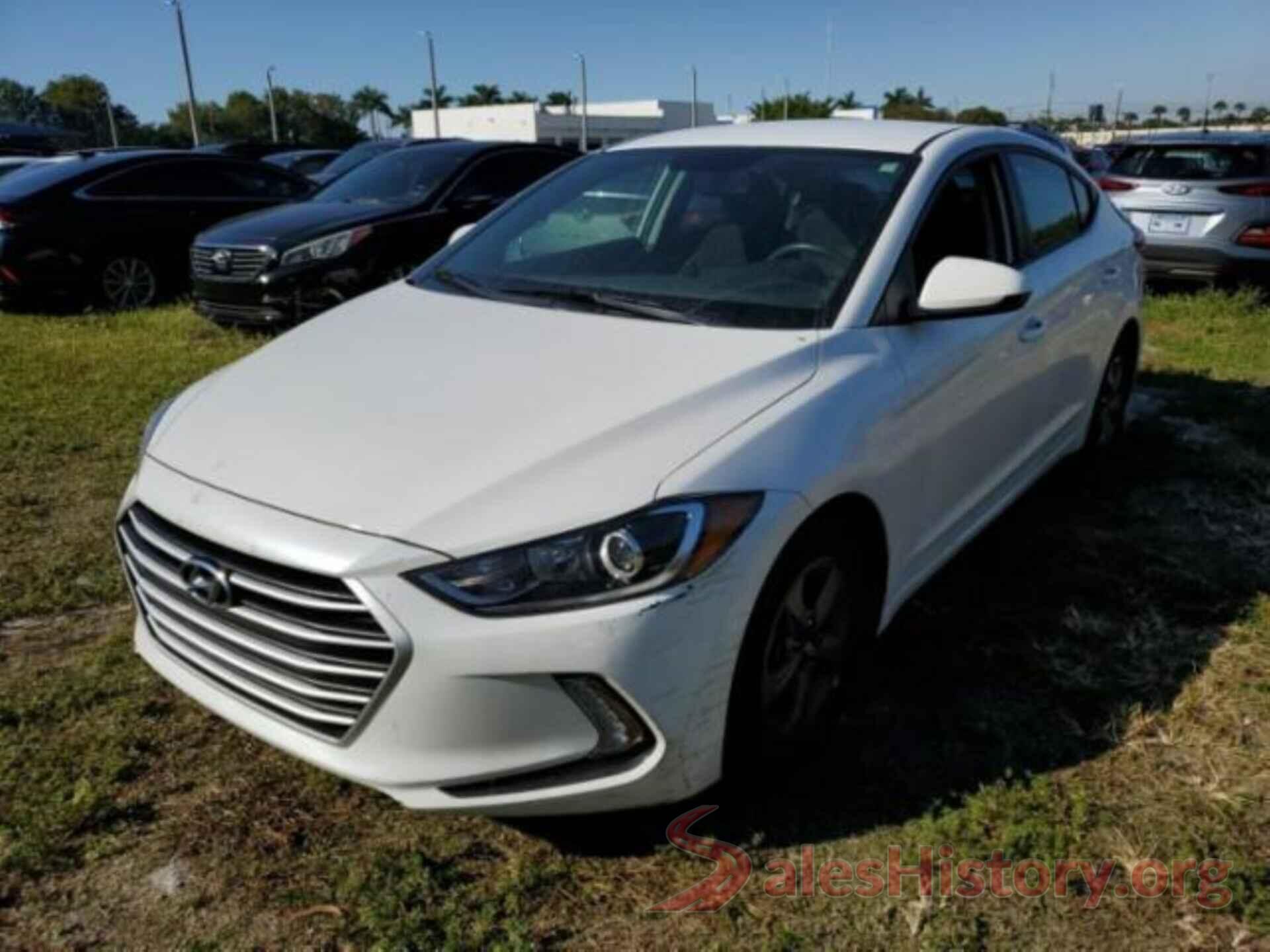 5NPD94LA0JH306171 2018 HYUNDAI ELANTRA