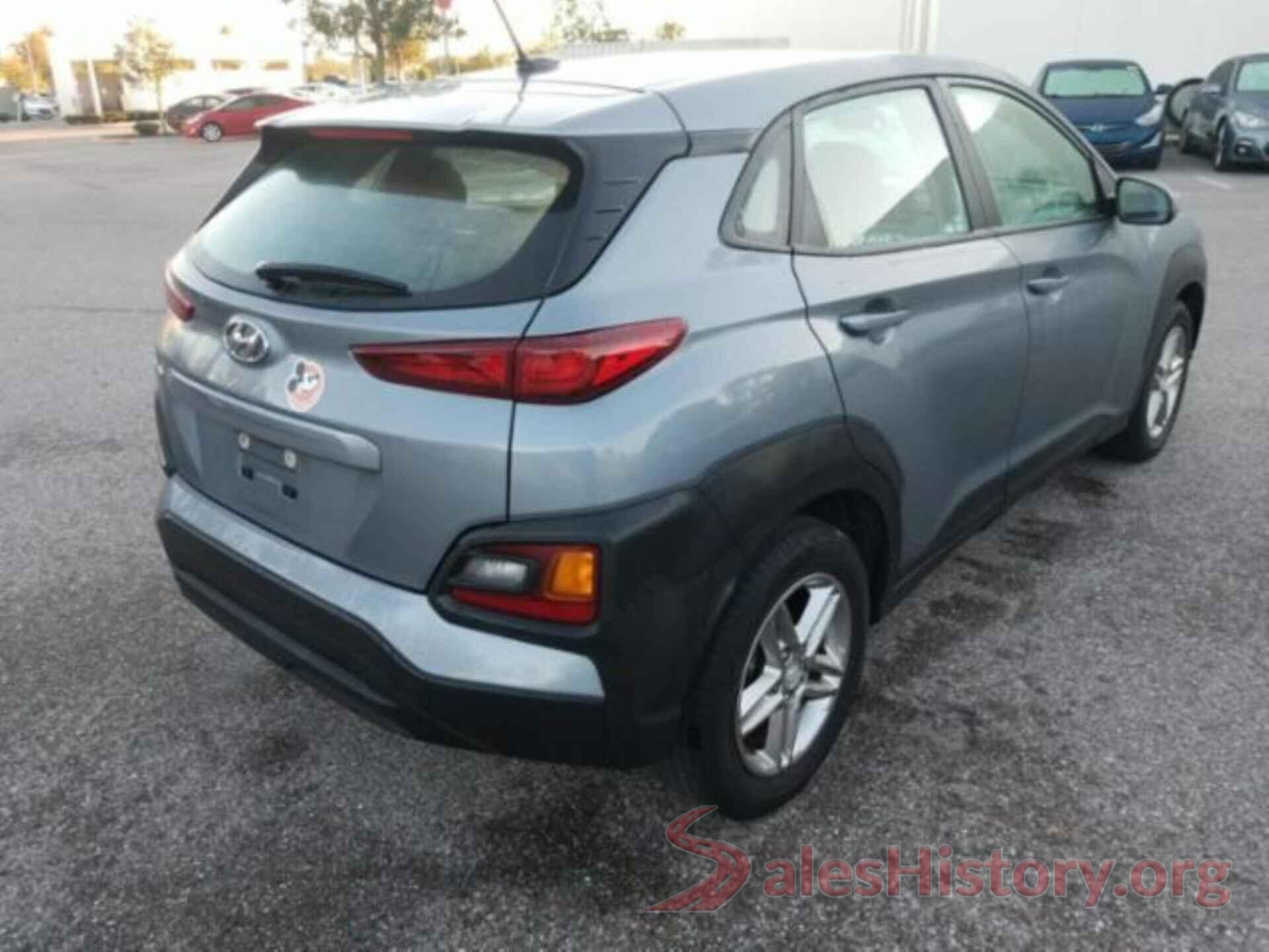 KM8K12AAXJU080499 2018 HYUNDAI KONA