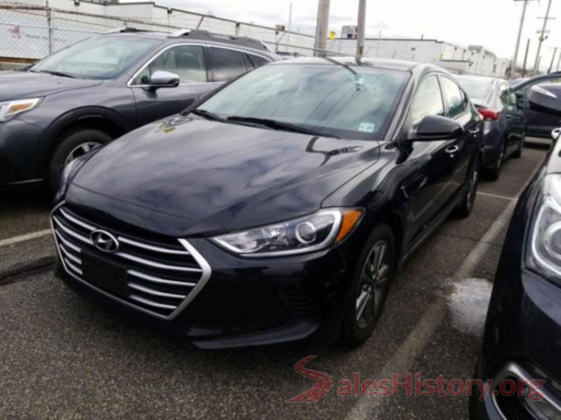 5NPD84LF8JH285701 2018 HYUNDAI ELANTRA