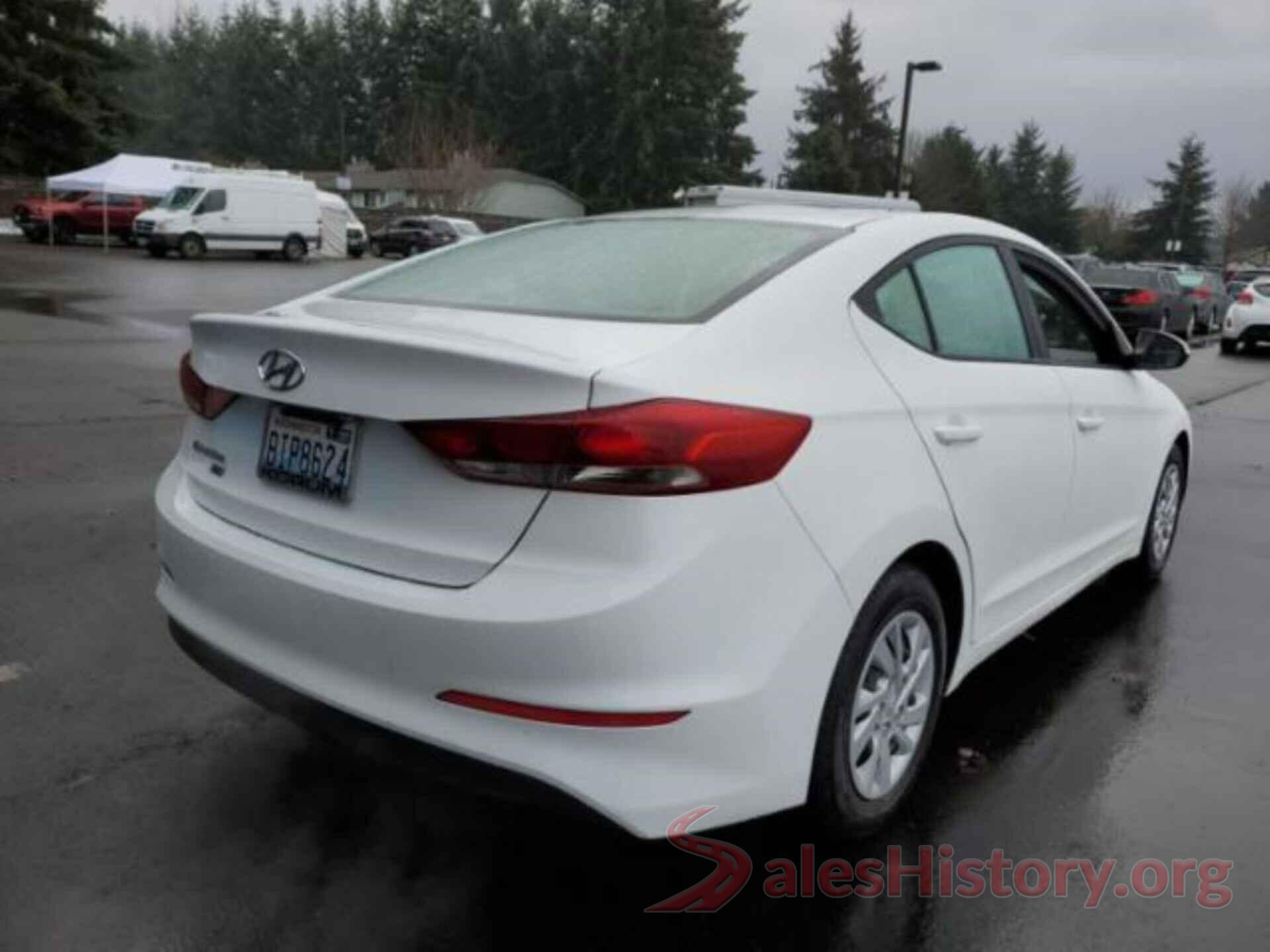 5NPD74LF3JH258960 2018 HYUNDAI ELANTRA