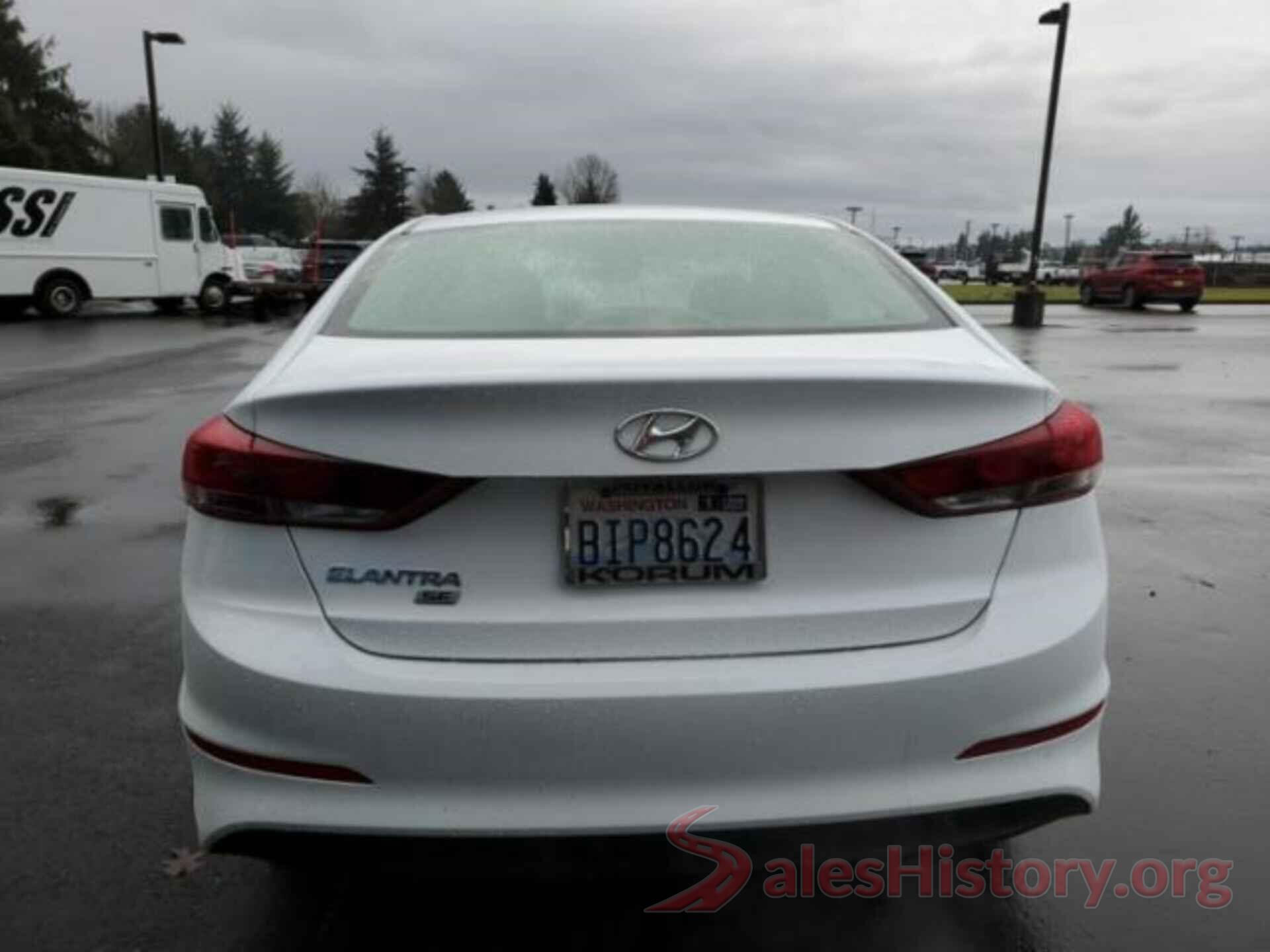 5NPD74LF3JH258960 2018 HYUNDAI ELANTRA