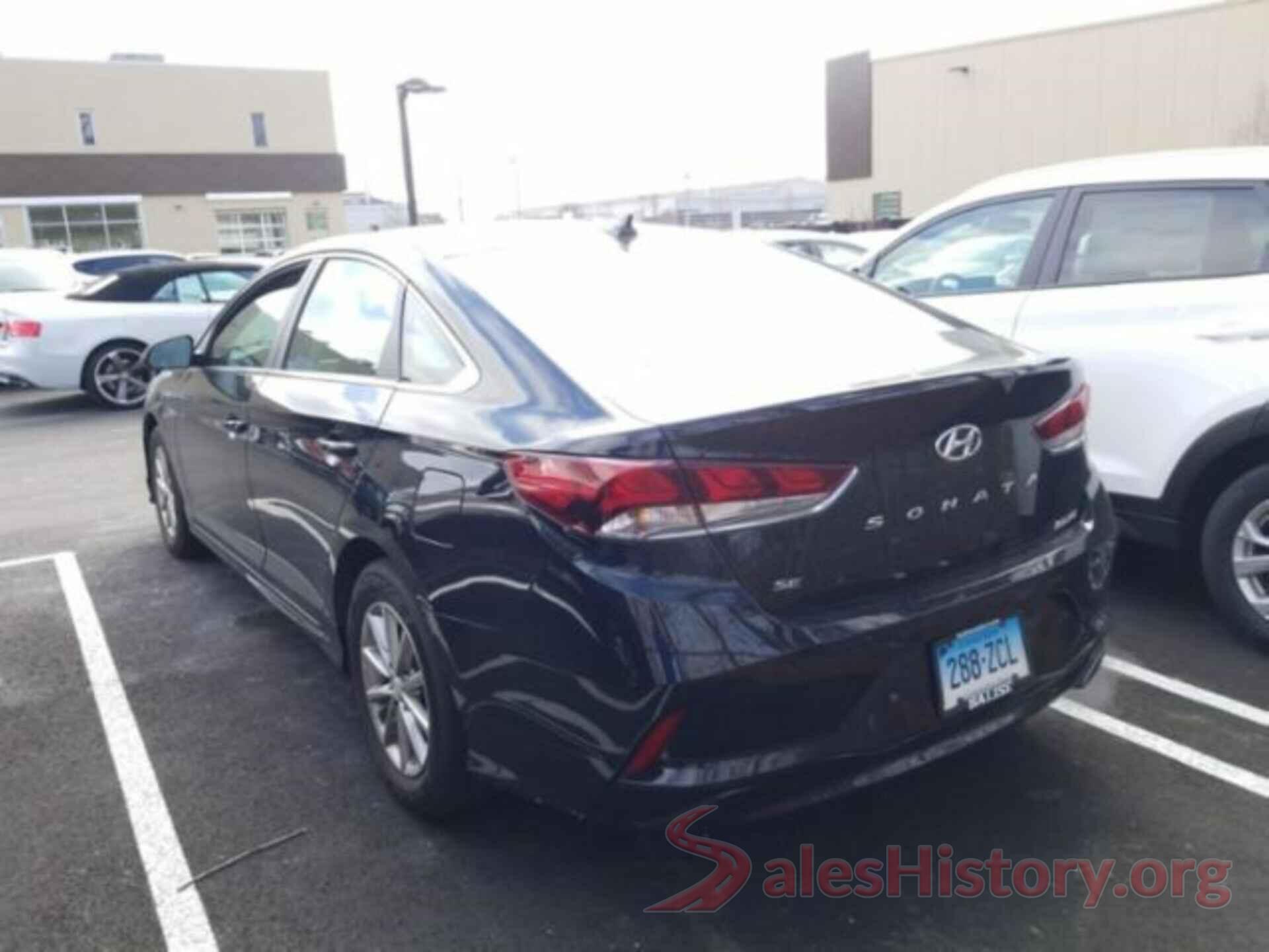 5NPE24AF0JH663860 2018 HYUNDAI SONATA