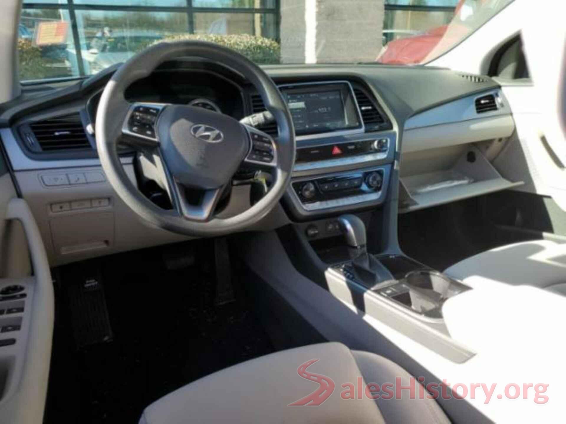 5NPE24AF7JH650605 2018 HYUNDAI SONATA