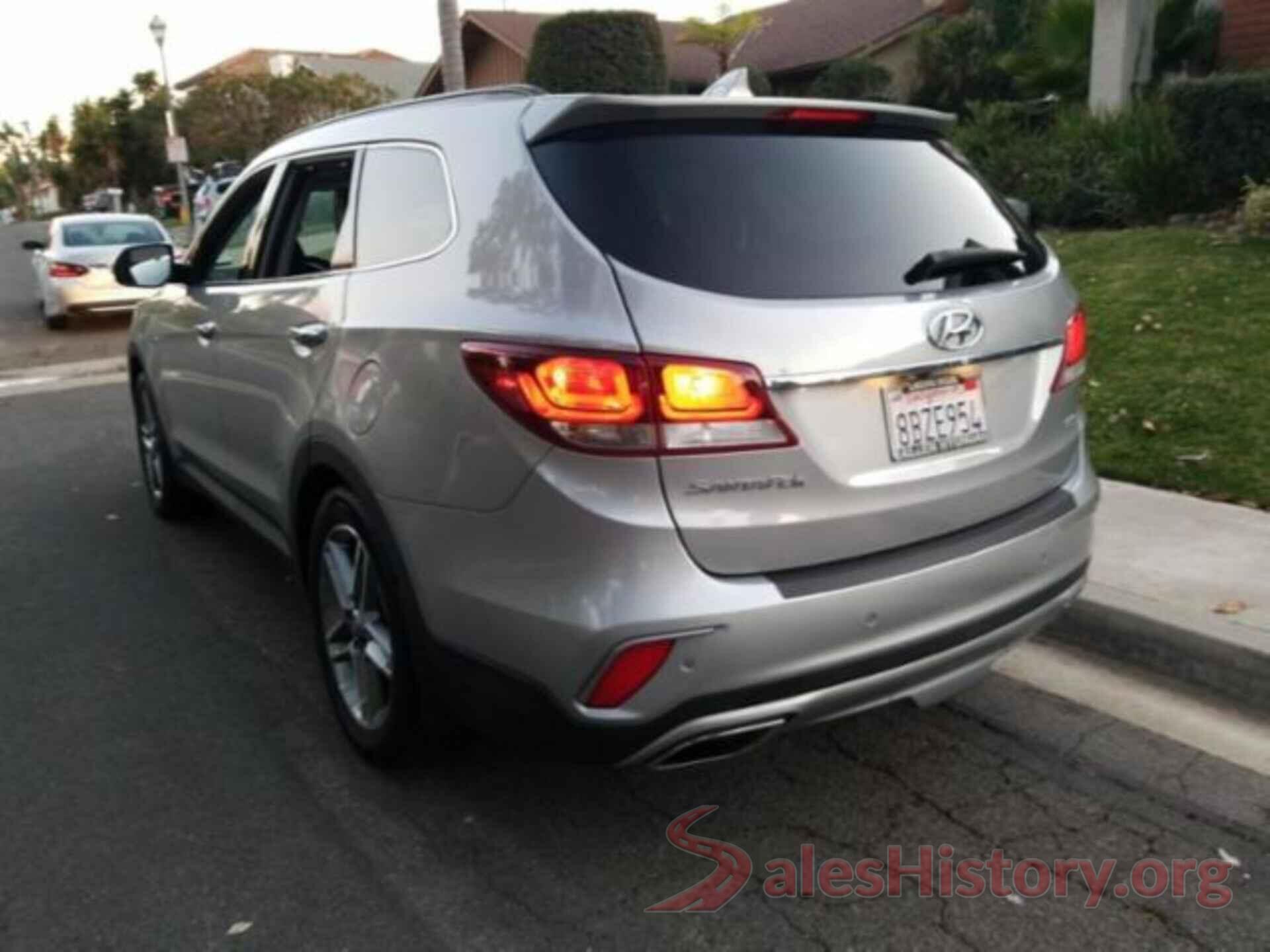 KM8SR4HF4JU289212 2018 HYUNDAI SANTA FE