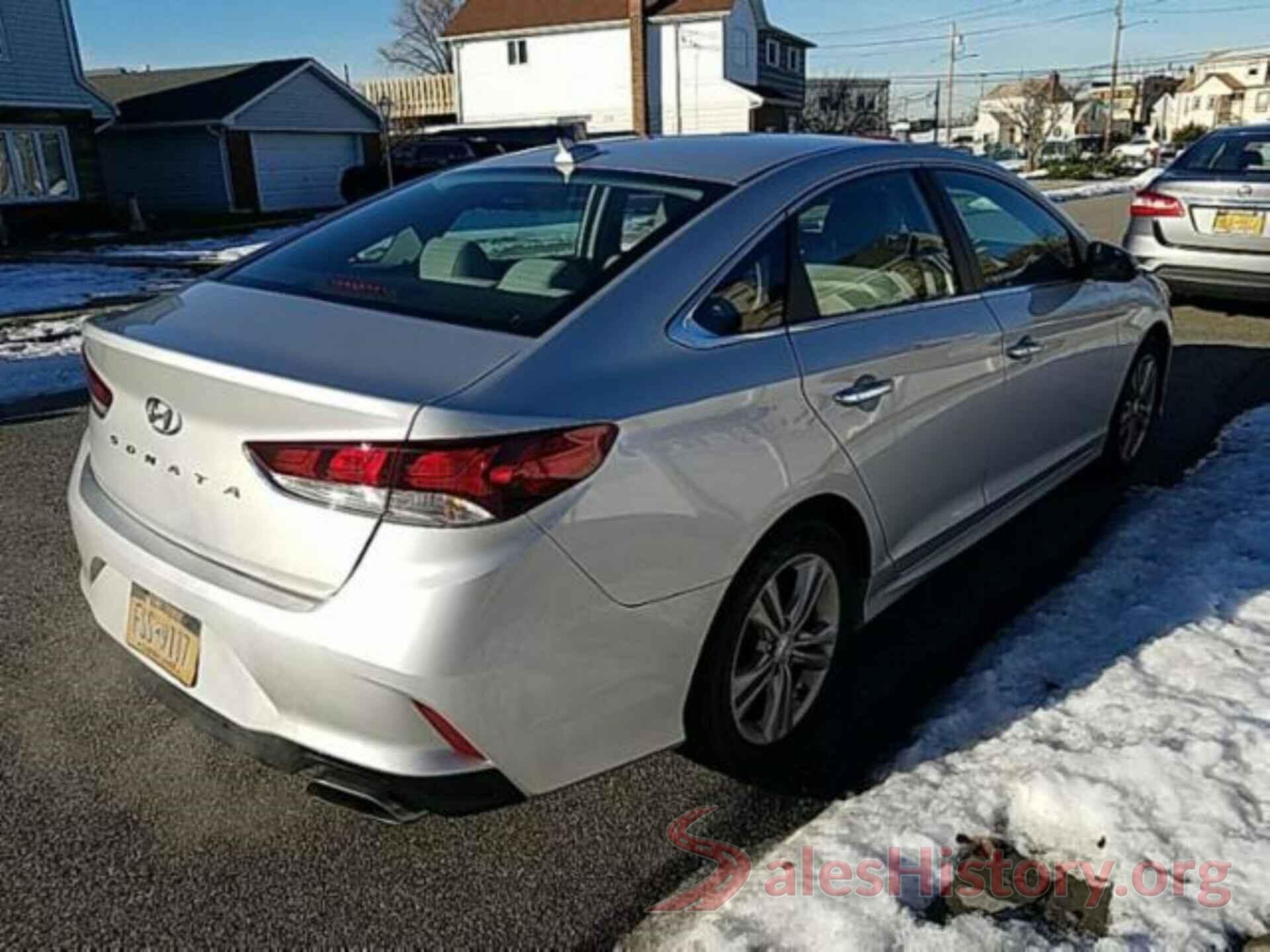 5NPE34AF9JH670075 2018 HYUNDAI SONATA