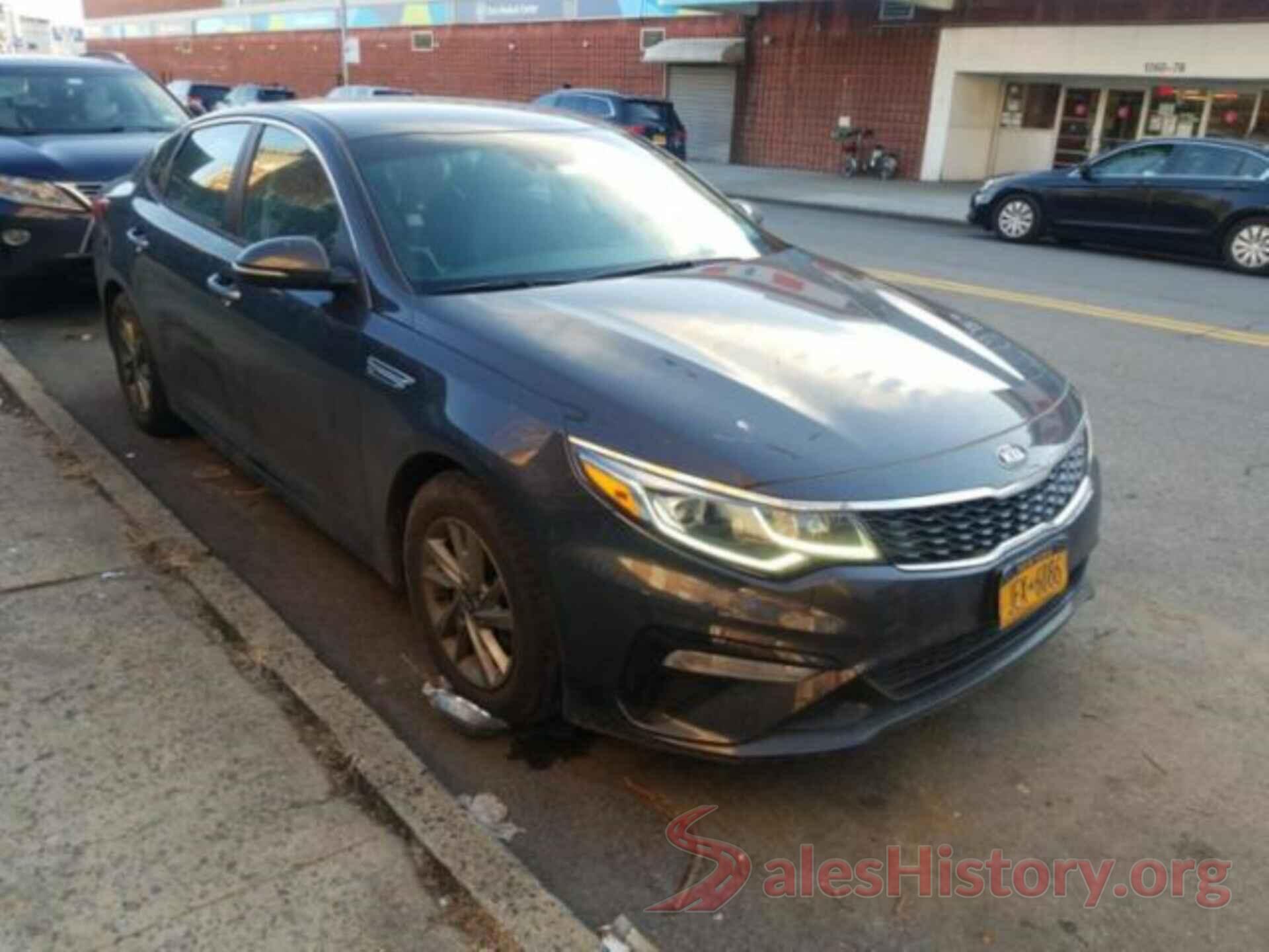 5XXGT4L30KG320472 2019 KIA OPTIMA