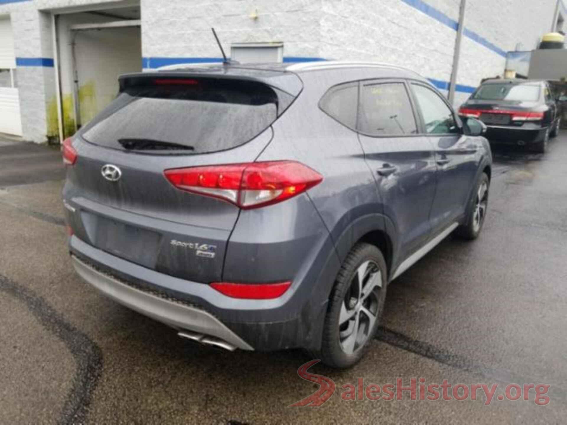 KM8J3CA22HU460533 2017 HYUNDAI TUCSON