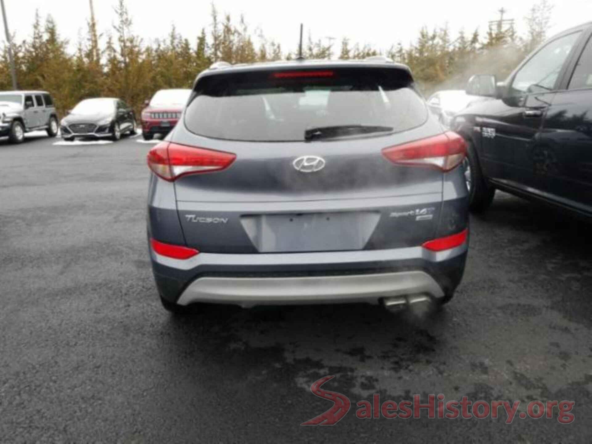 KM8J3CA27HU495388 2017 HYUNDAI TUCSON