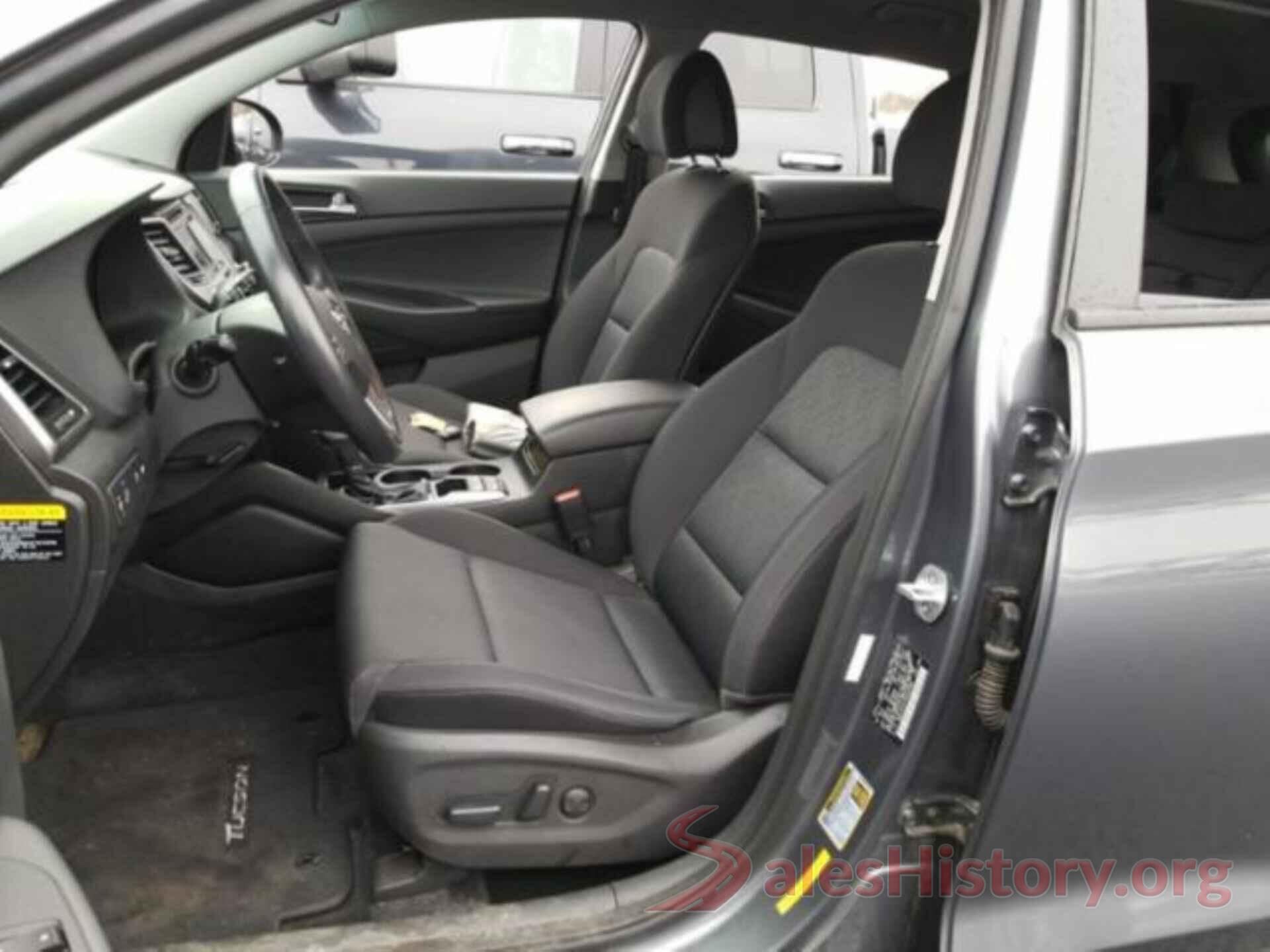 KM8J3CA27HU495388 2017 HYUNDAI TUCSON