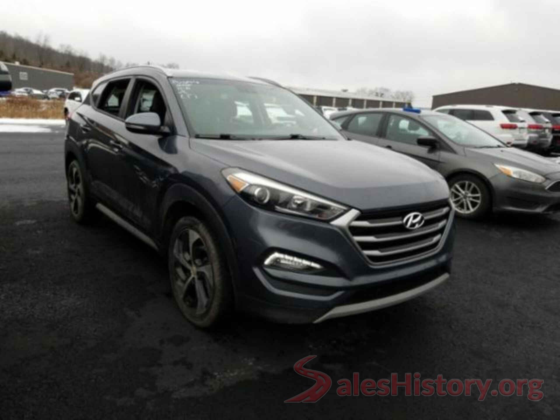 KM8J3CA27HU495388 2017 HYUNDAI TUCSON