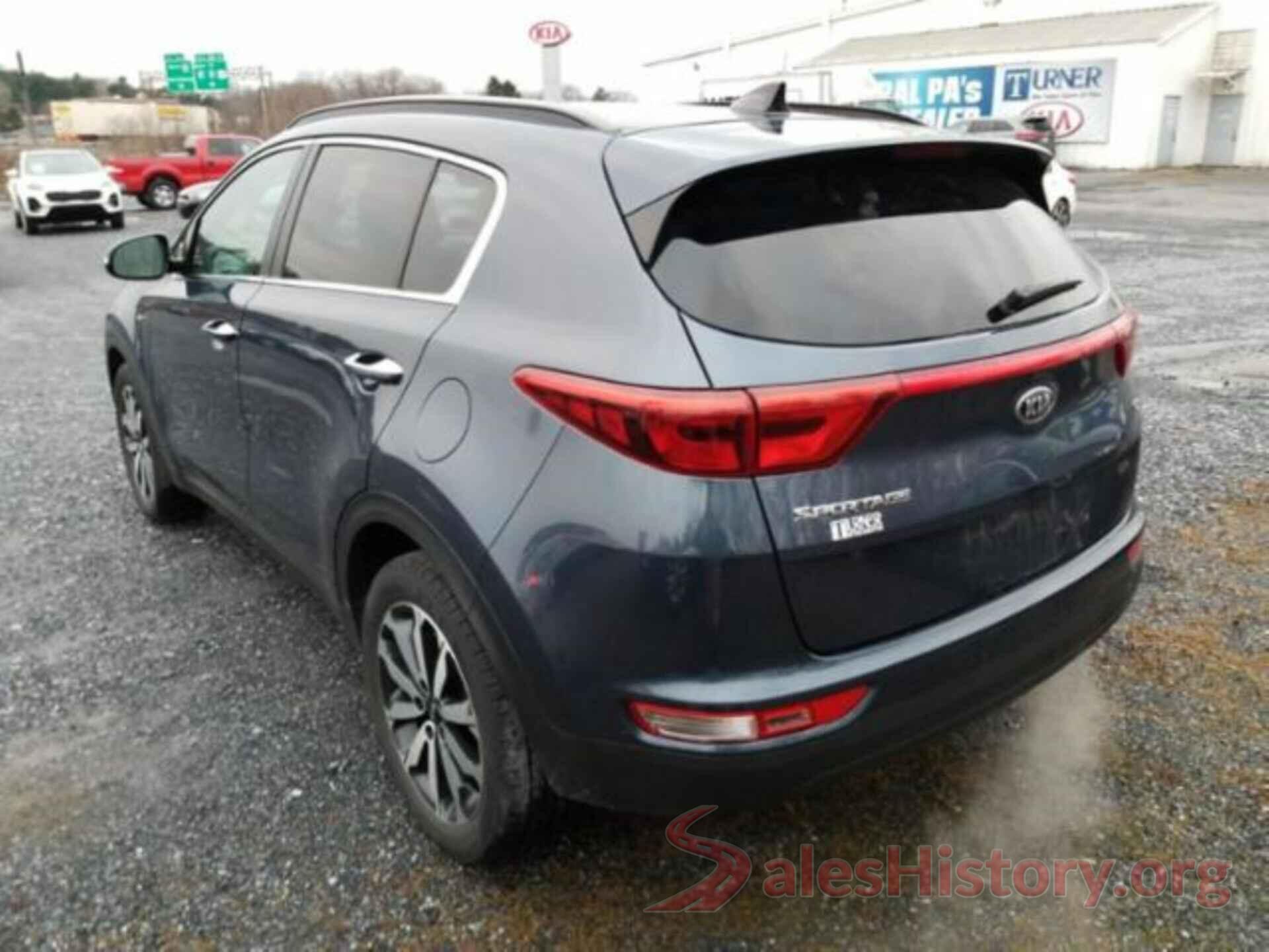 KNDPNCAC8J7398710 2018 KIA SPORTAGE