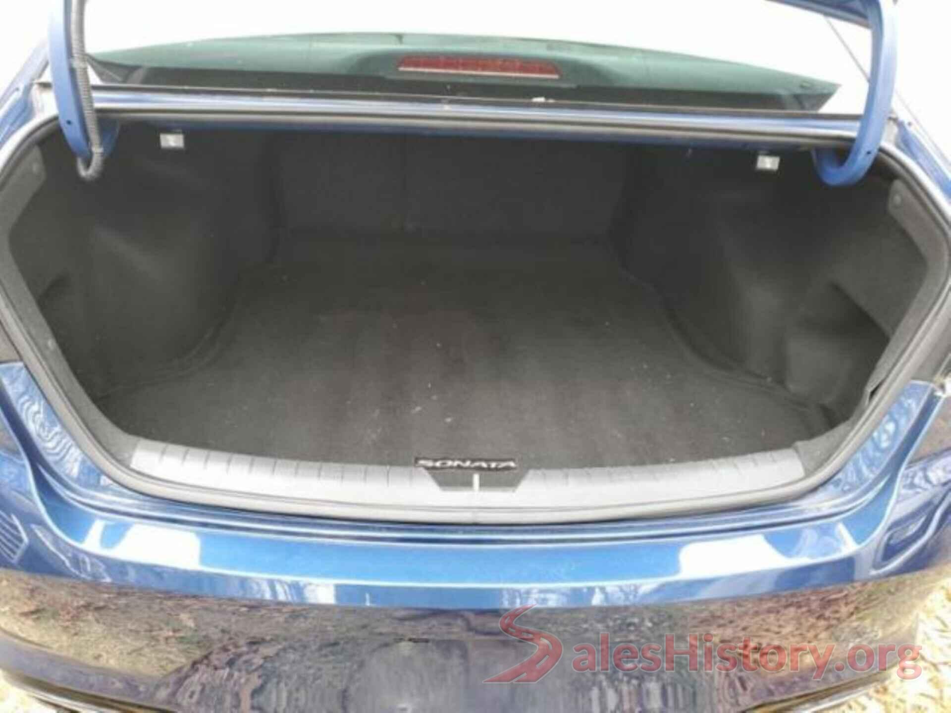 5NPE34AB4JH665671 2018 HYUNDAI SONATA