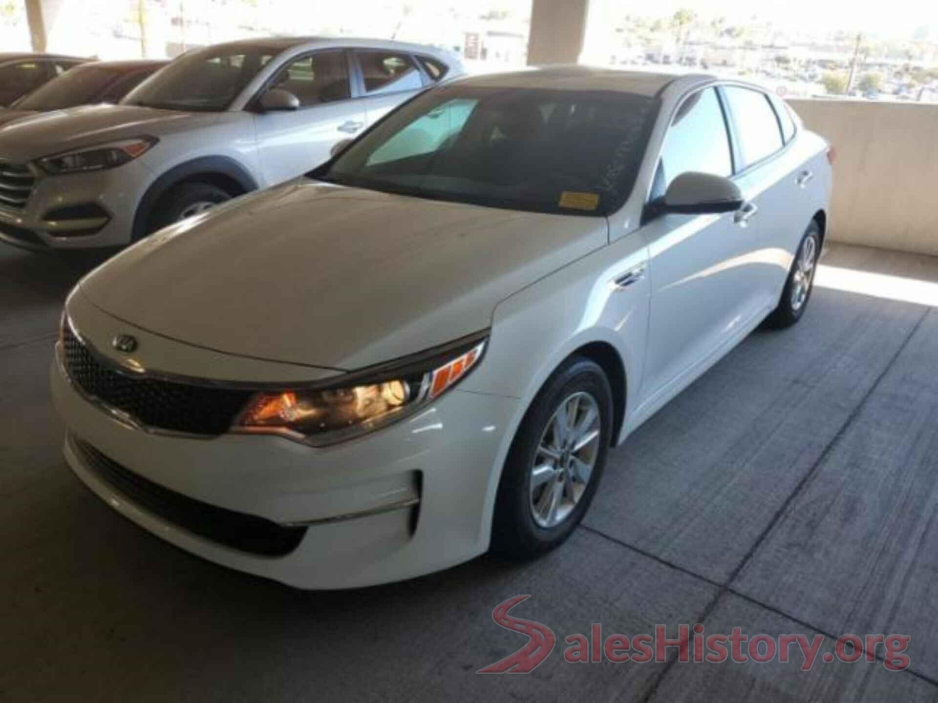 5XXGT4L3XJG205490 2018 KIA OPTIMA