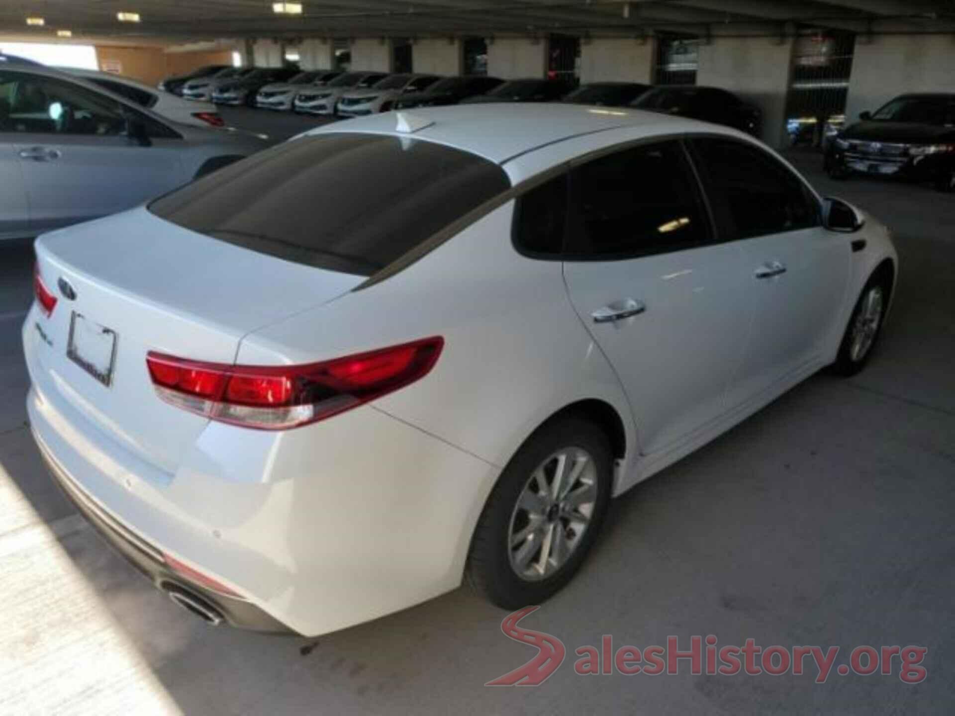 5XXGT4L3XJG205490 2018 KIA OPTIMA