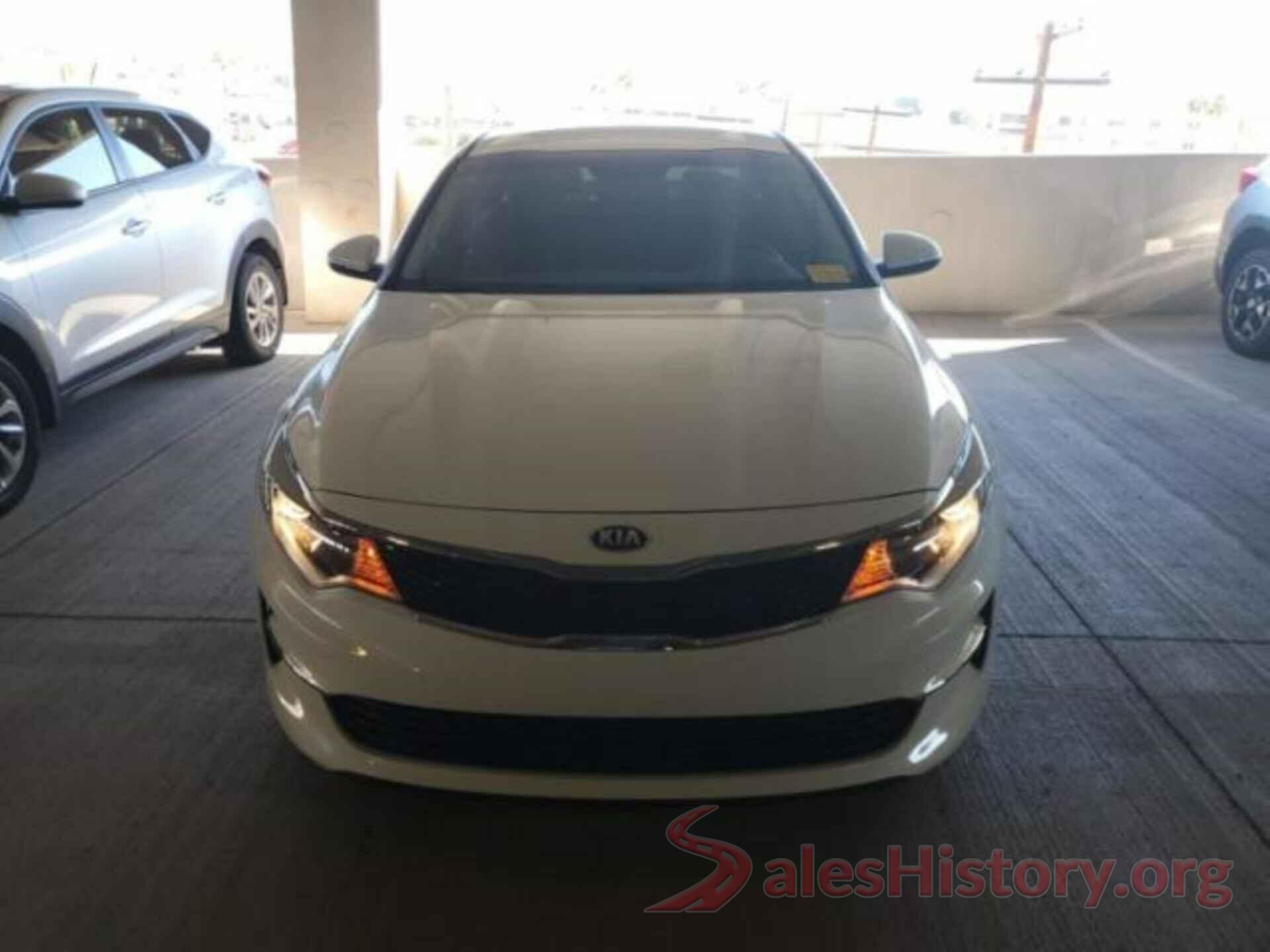 5XXGT4L3XJG205490 2018 KIA OPTIMA