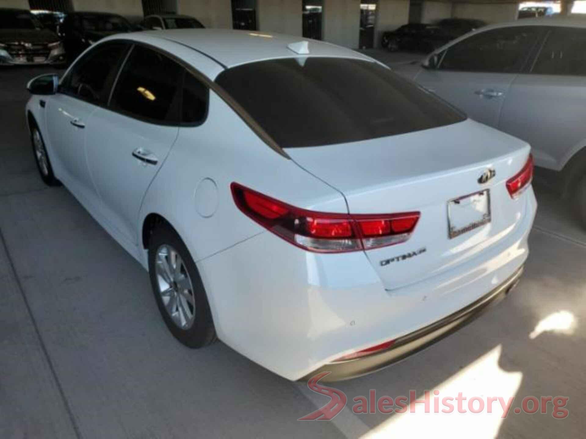 5XXGT4L3XJG205490 2018 KIA OPTIMA