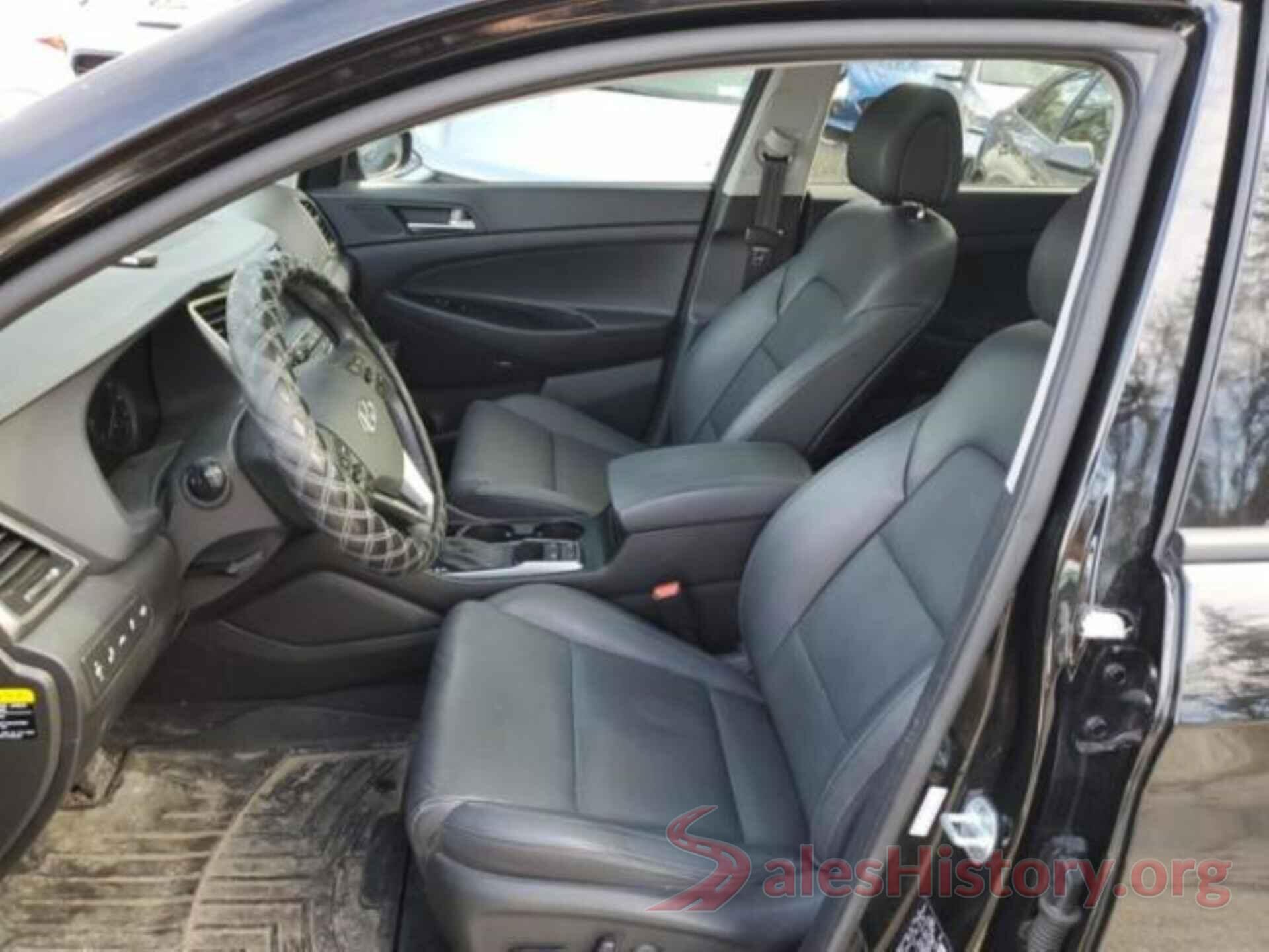 KM8J3CA26HU598642 2017 HYUNDAI TUCSON