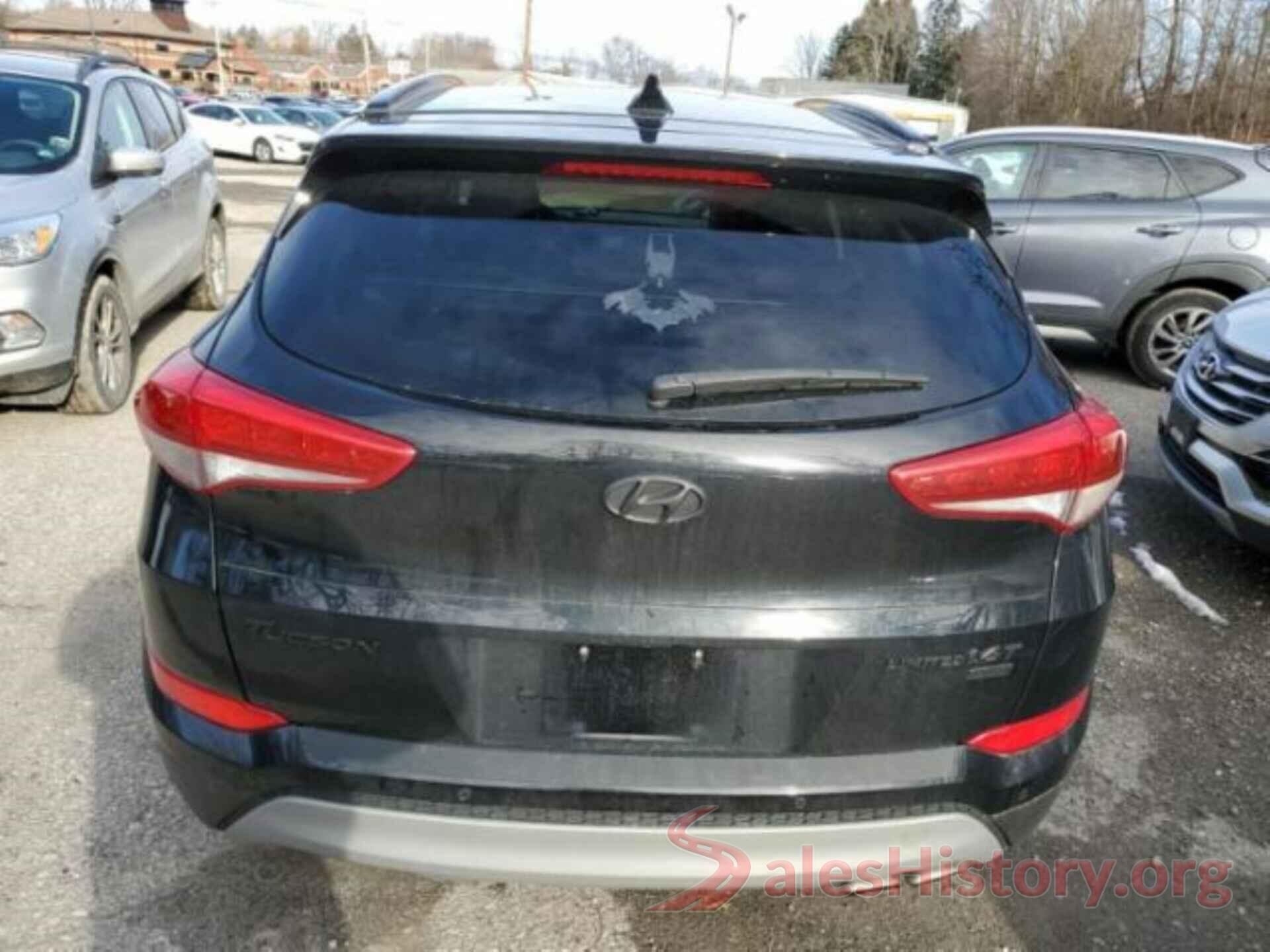 KM8J3CA26HU598642 2017 HYUNDAI TUCSON