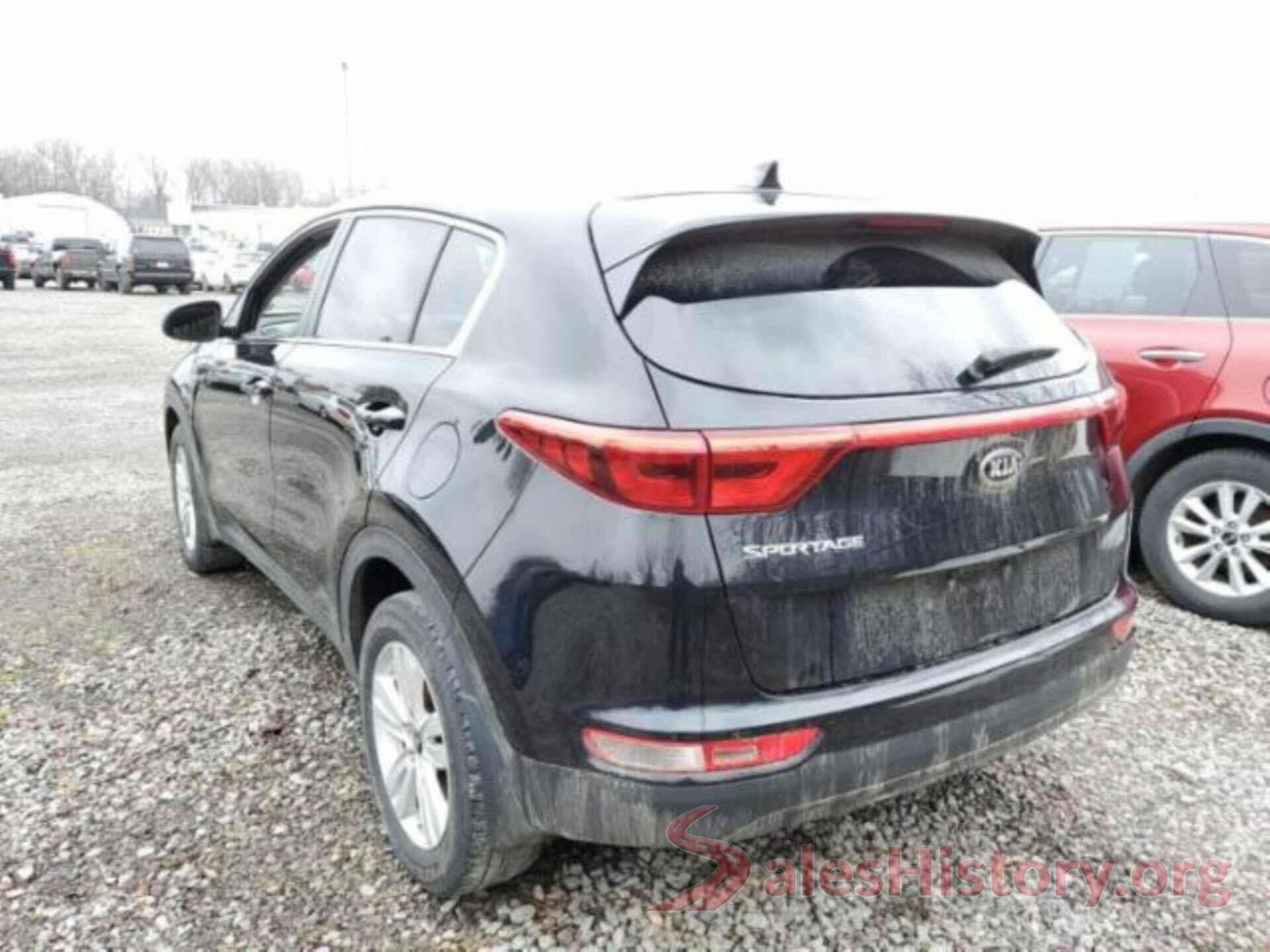 KNDPMCAC3J7418672 2018 KIA SPORTAGE