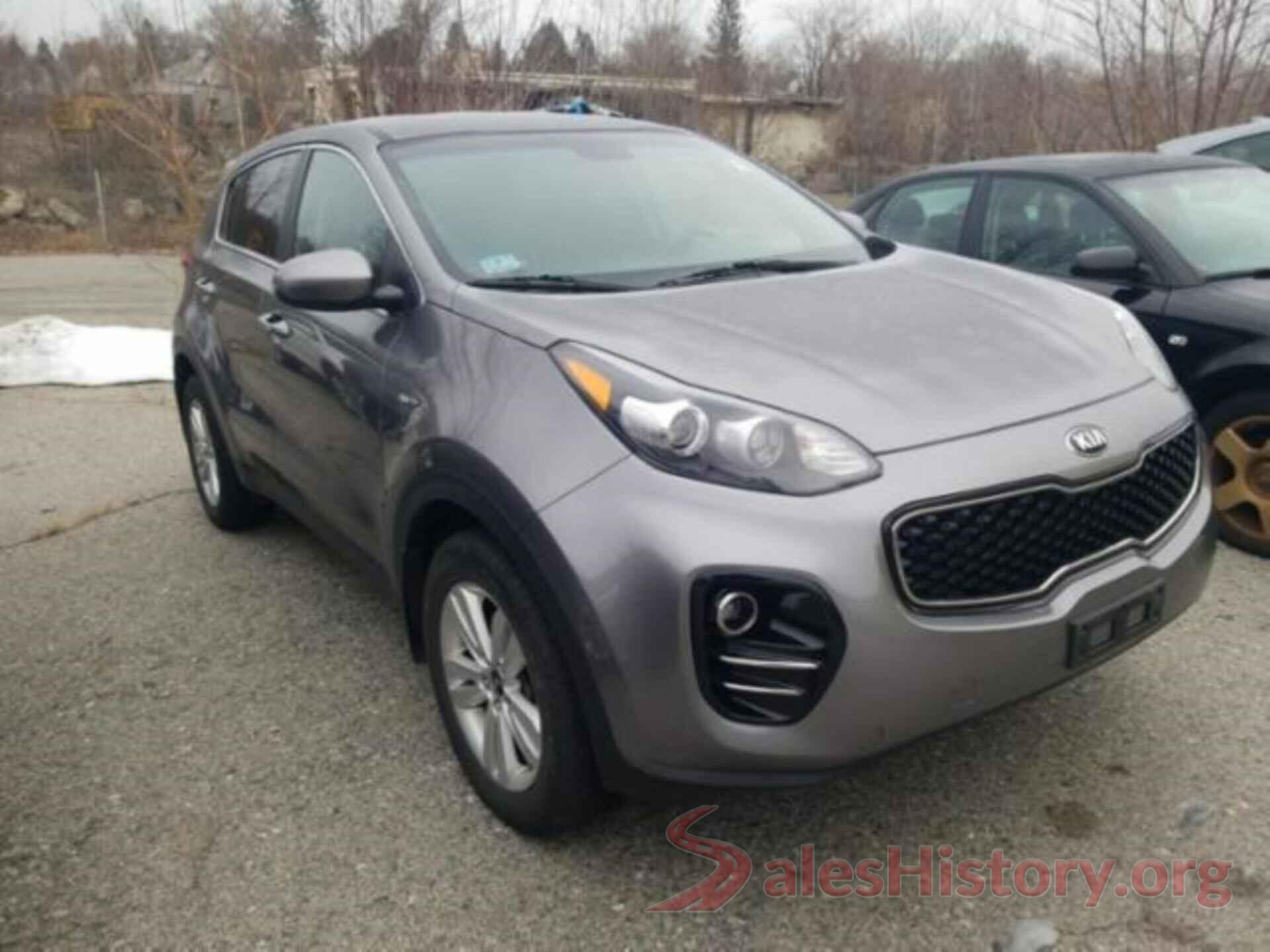 KNDPMCAC7J7389063 2018 KIA SPORTAGE