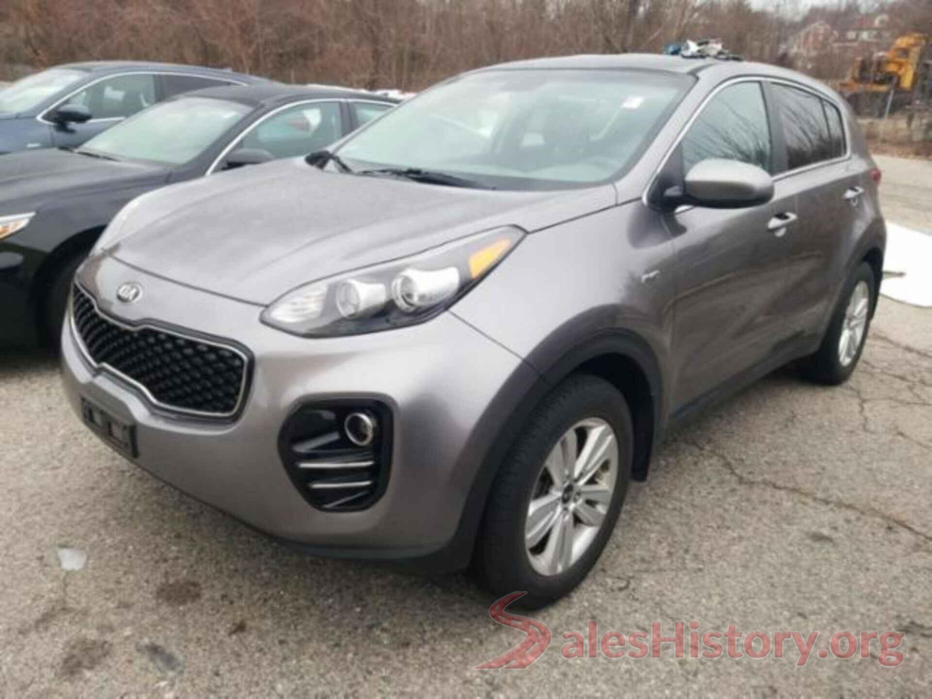 KNDPMCAC7J7389063 2018 KIA SPORTAGE