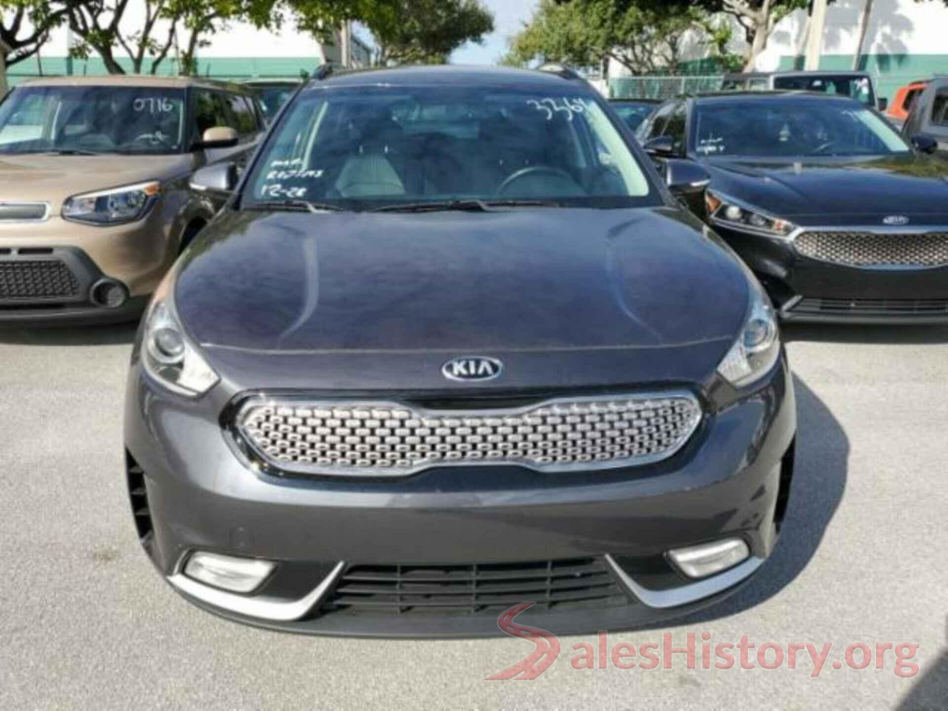 KNDCC3LCXJ5133364 2018 KIA NIRO