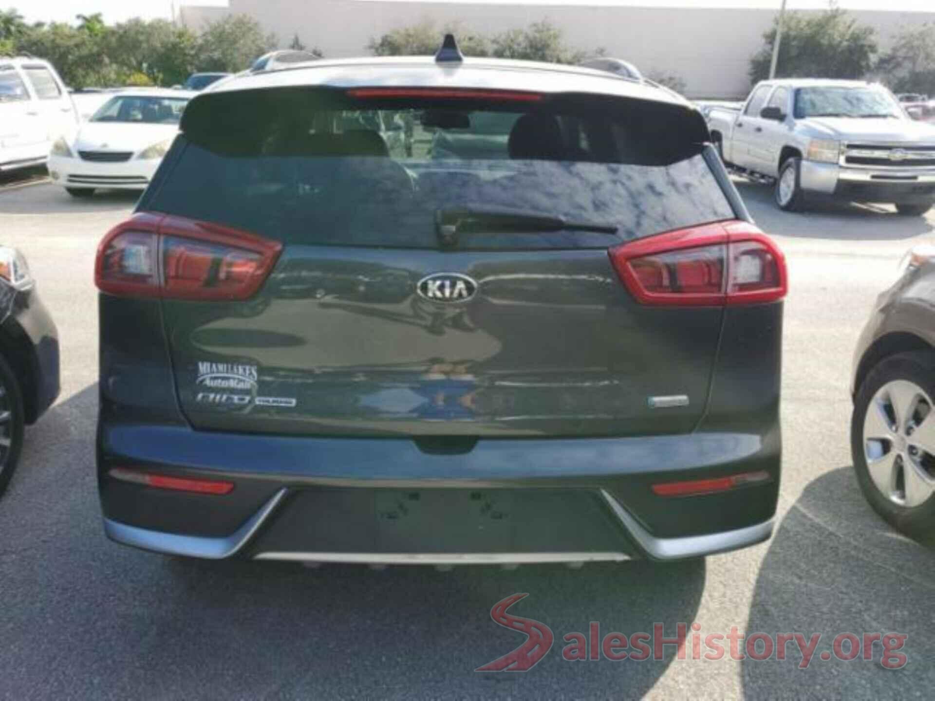 KNDCC3LCXJ5133364 2018 KIA NIRO