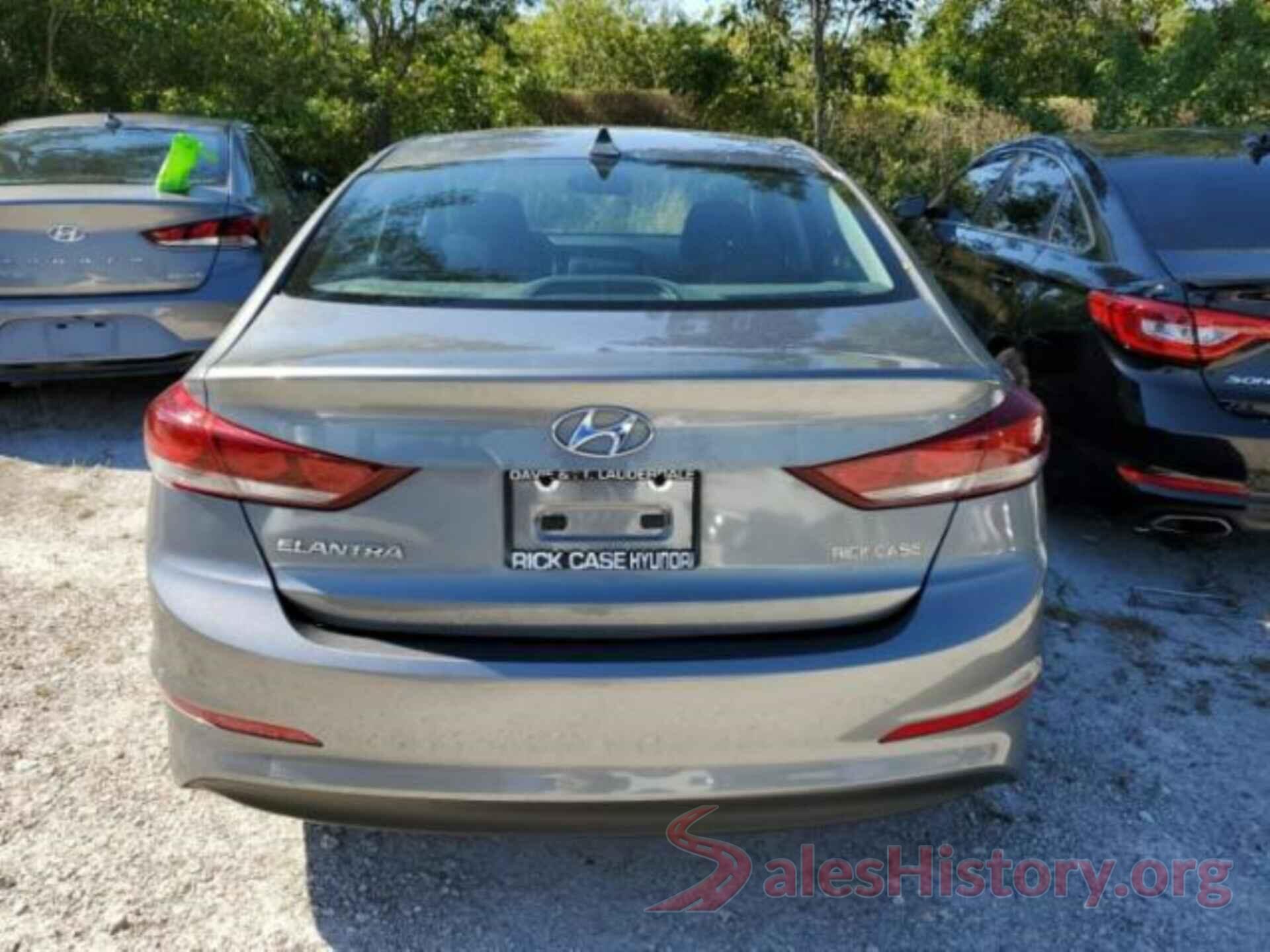 KMHD84LF0HU427373 2017 HYUNDAI ELANTRA