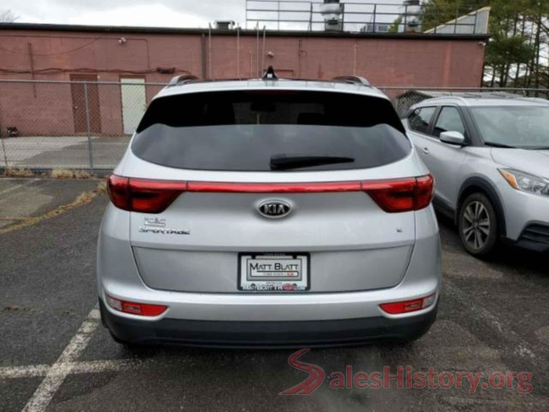 KNDPNCAC9J7431911 2018 KIA SPORTAGE