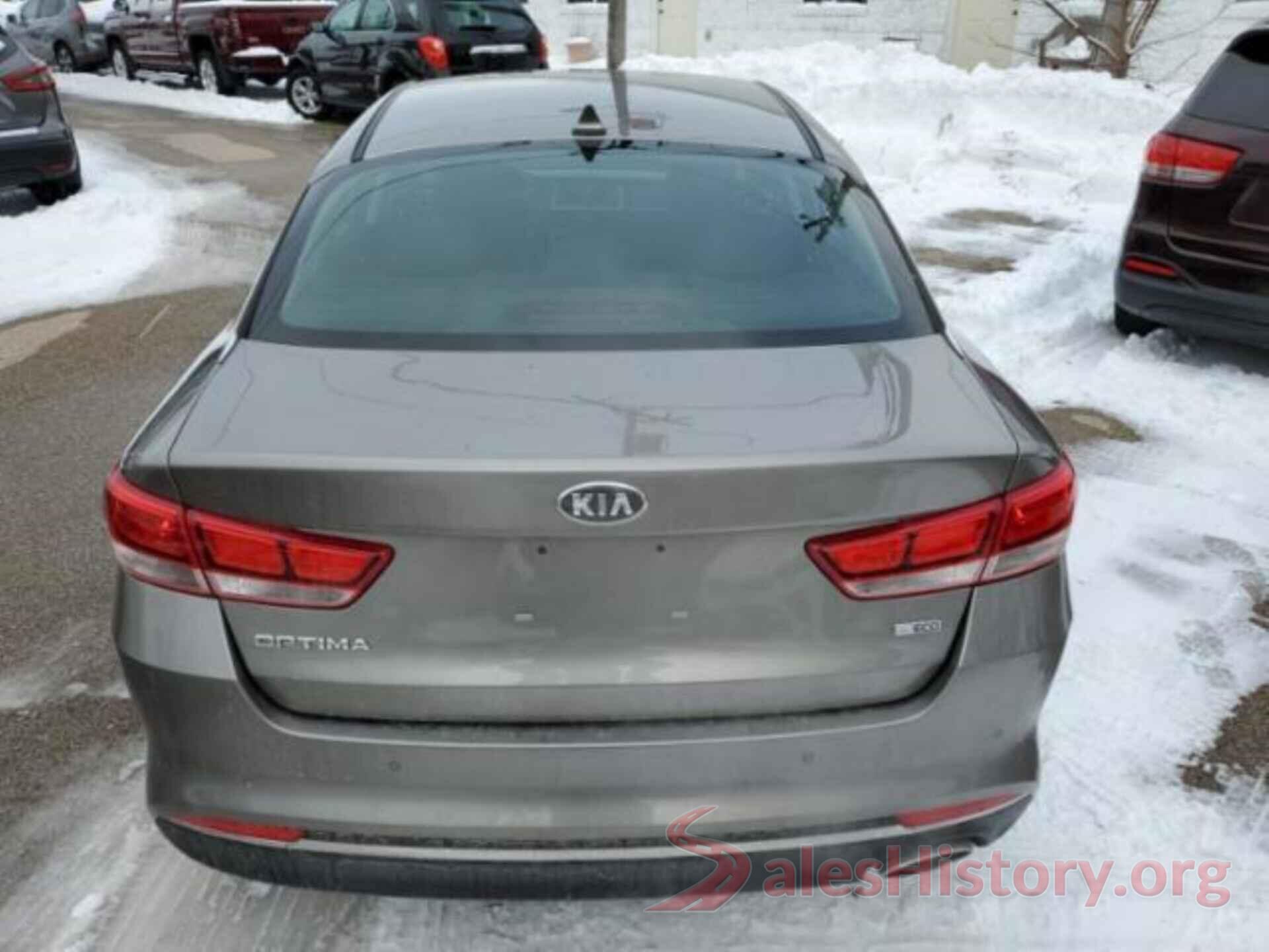 5XXGT4L12JG192913 2018 KIA OPTIMA