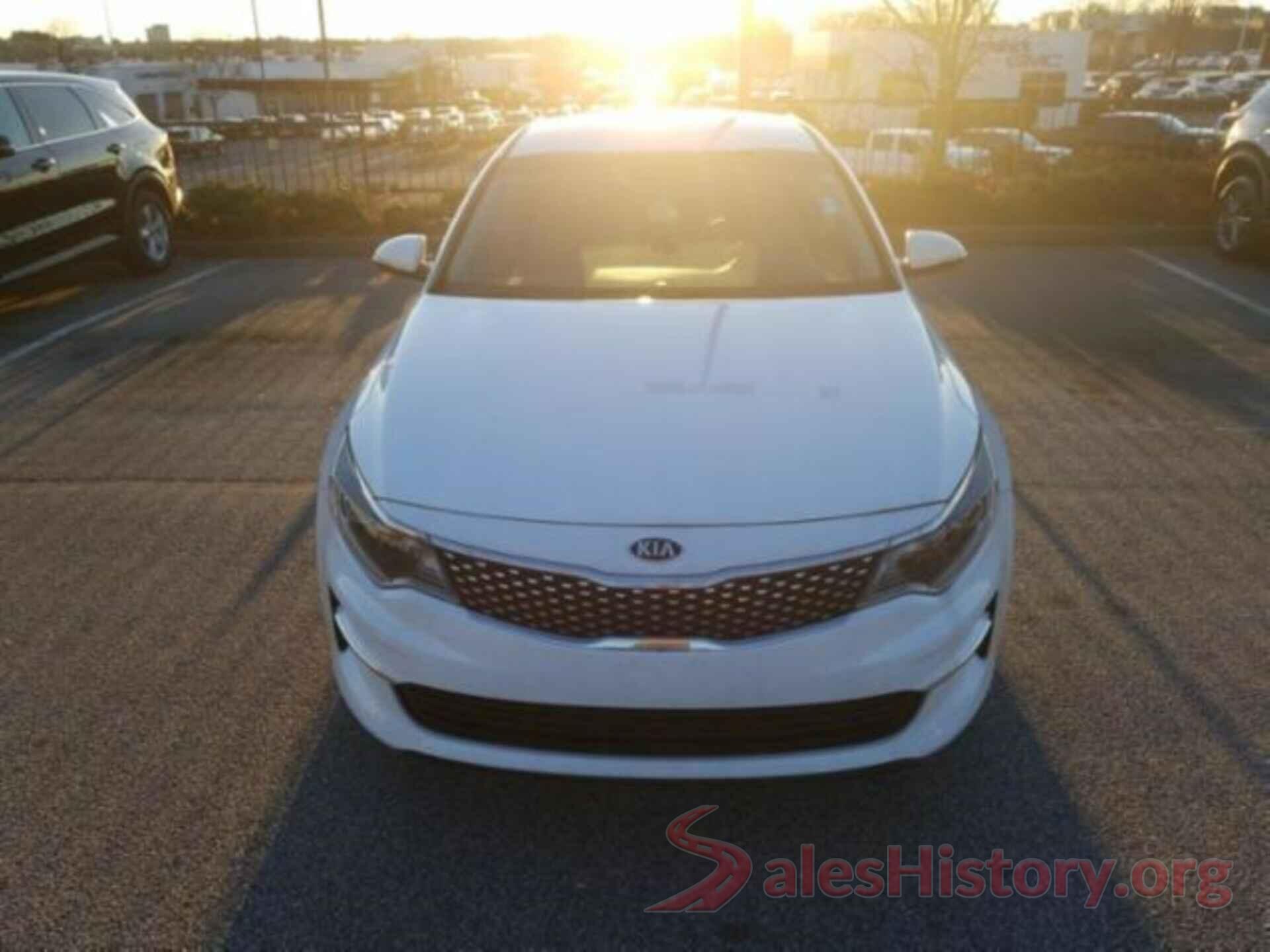 5XXGU4L34JG189915 2018 KIA OPTIMA