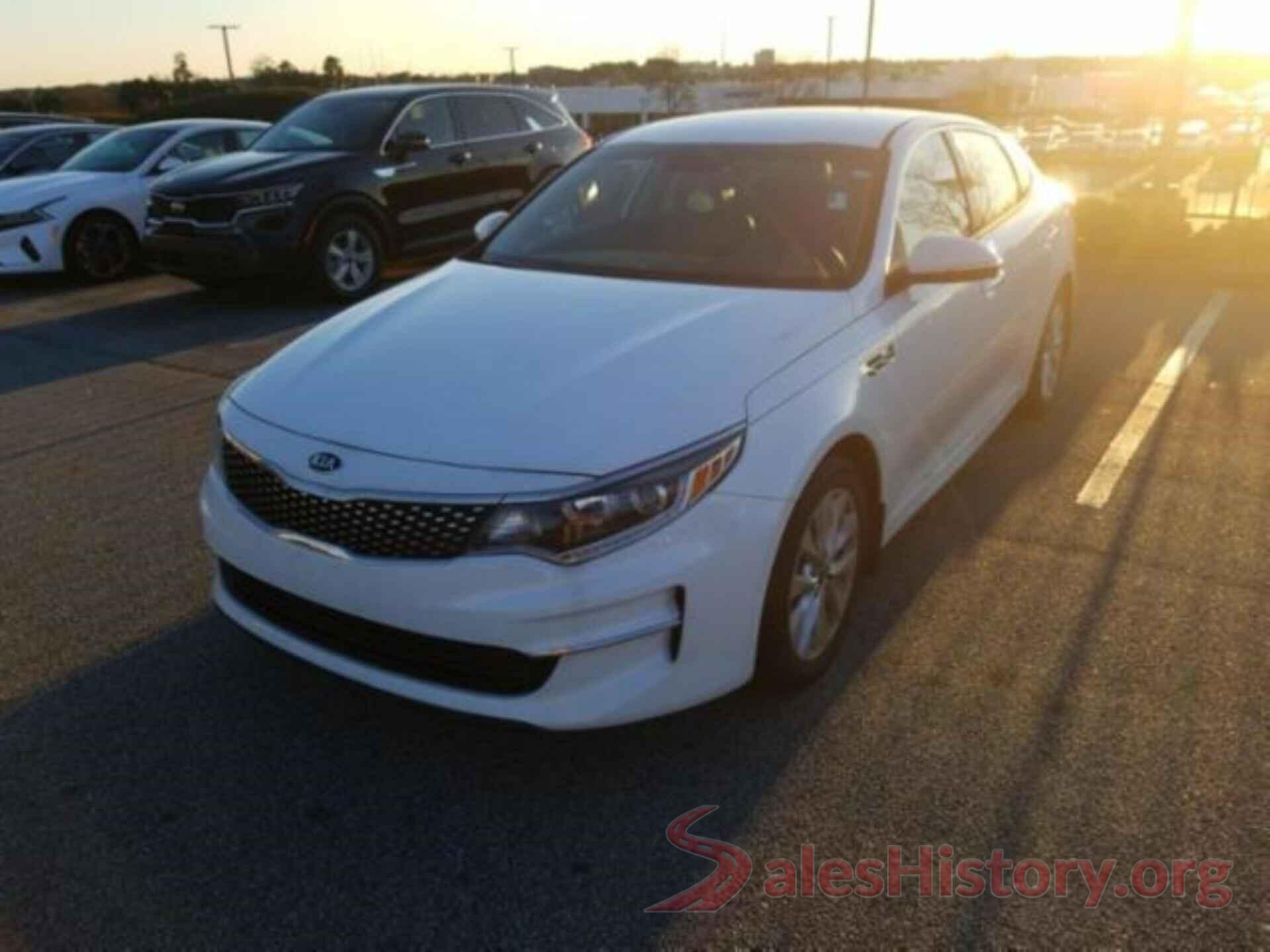 5XXGU4L34JG189915 2018 KIA OPTIMA