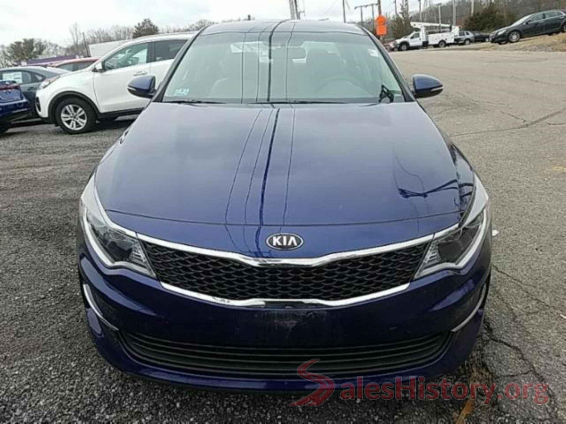 5XXGT4L33JG252733 2018 KIA OPTIMA