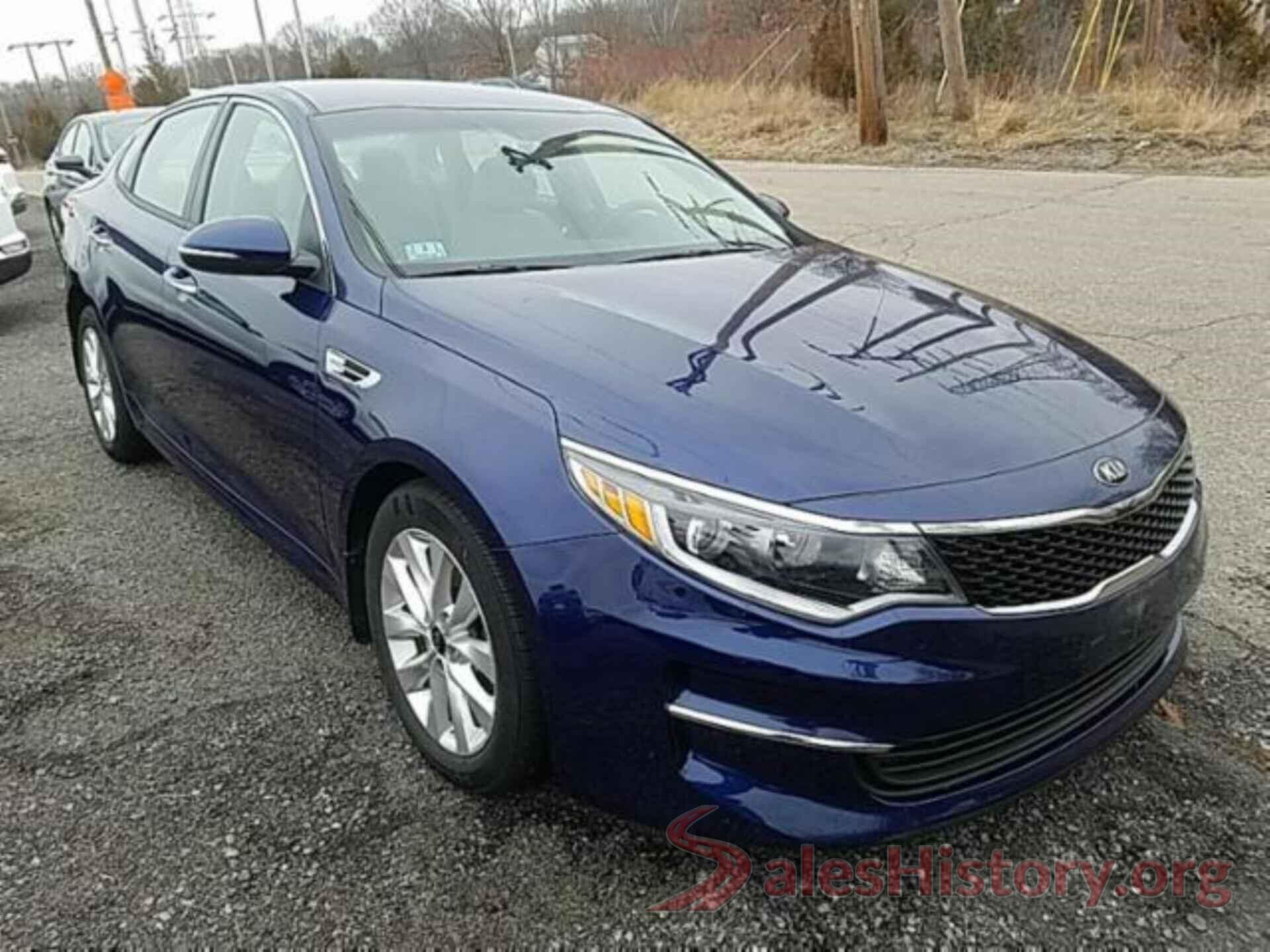 5XXGT4L33JG252733 2018 KIA OPTIMA