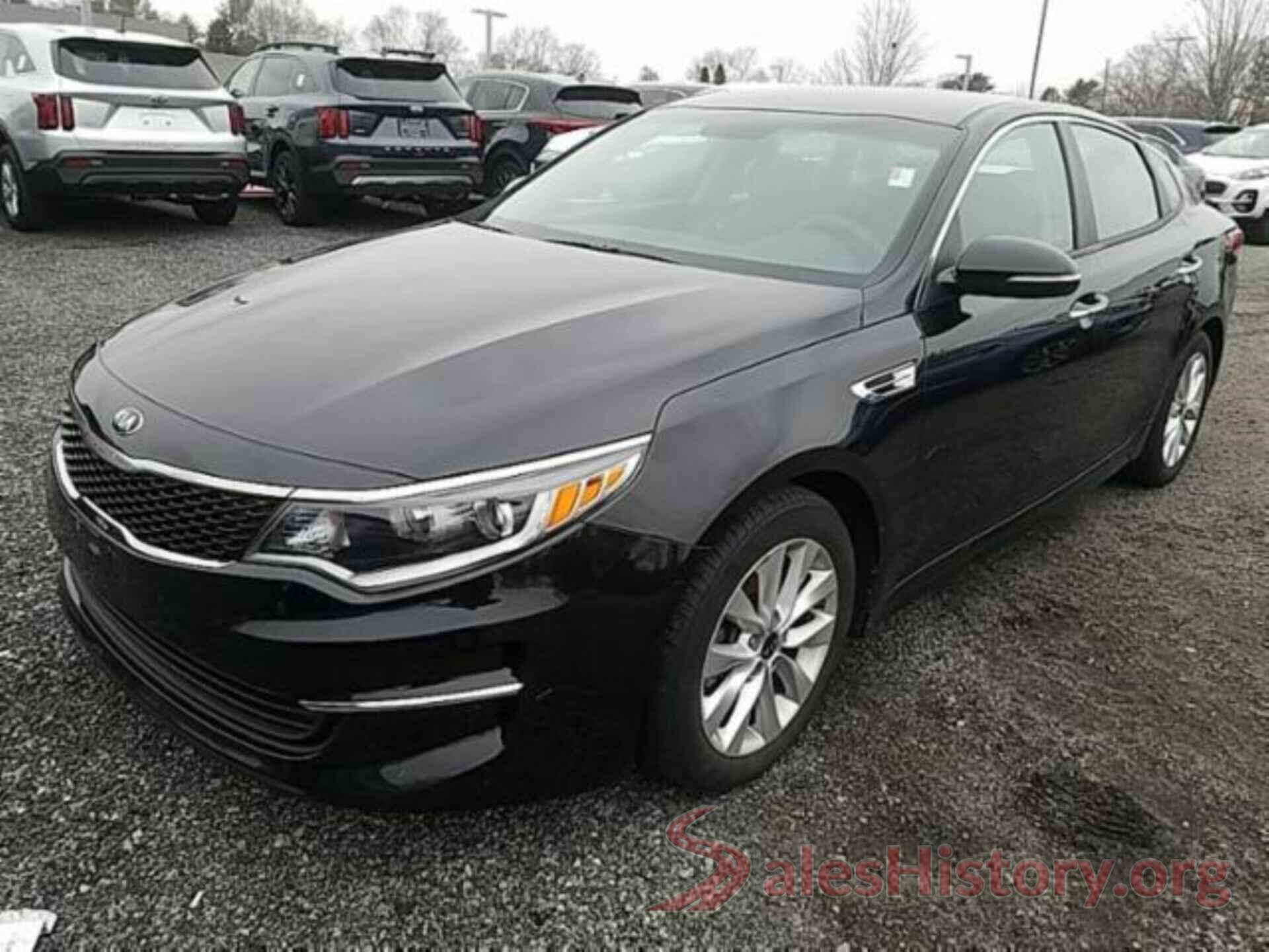 5XXGT4L35JG250479 2018 KIA OPTIMA