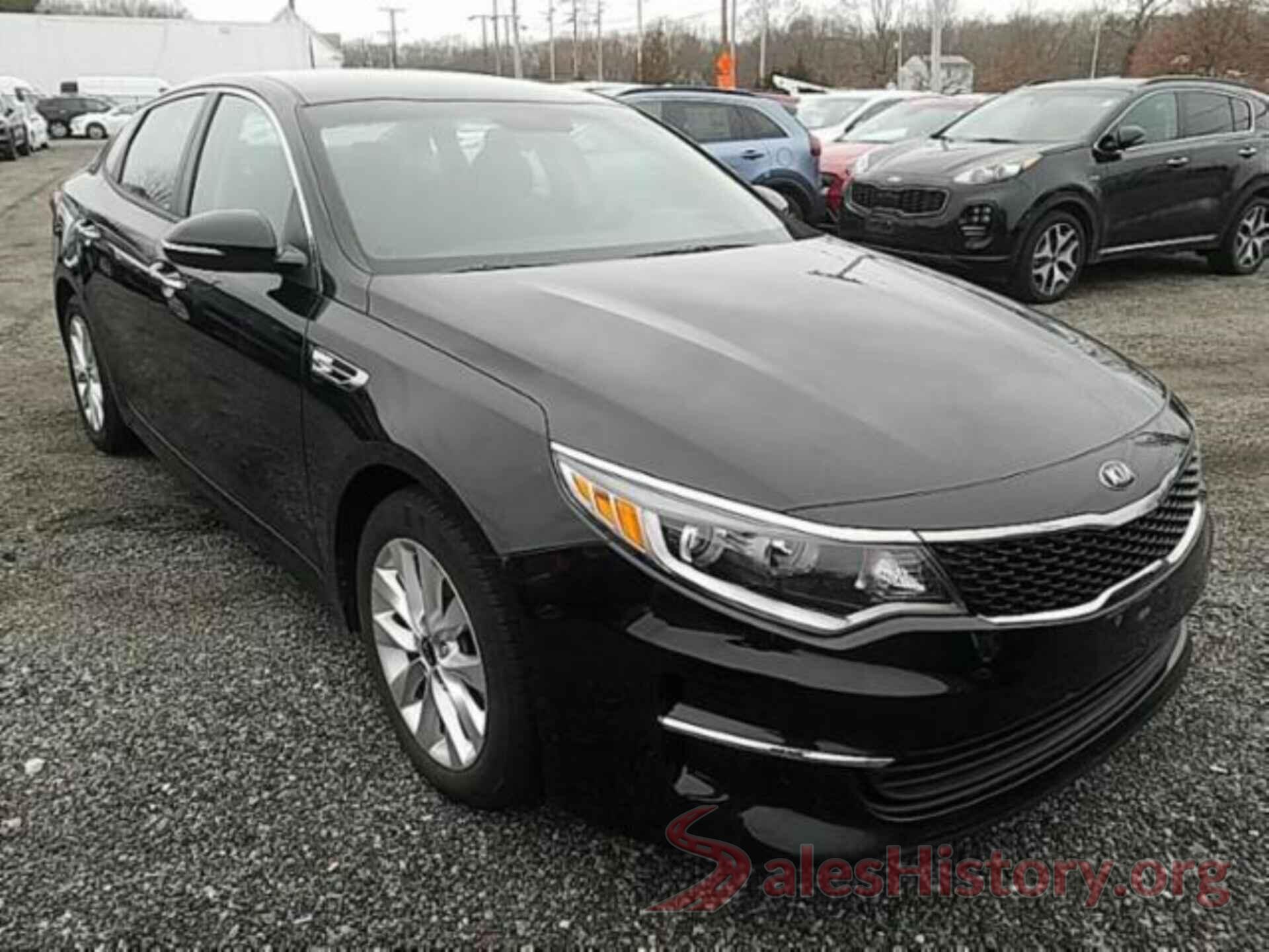 5XXGT4L35JG250479 2018 KIA OPTIMA