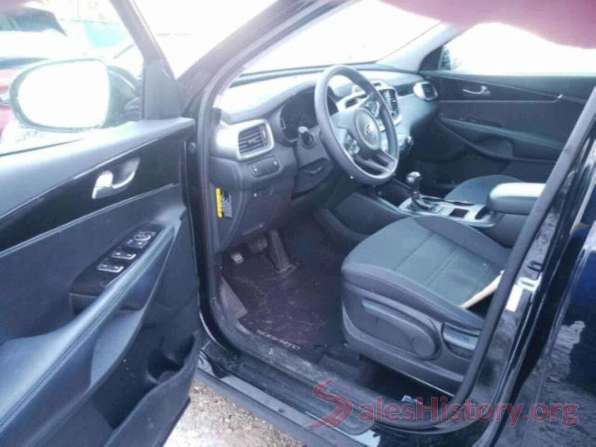 5XYPGDA34JG390039 2018 KIA SORENTO