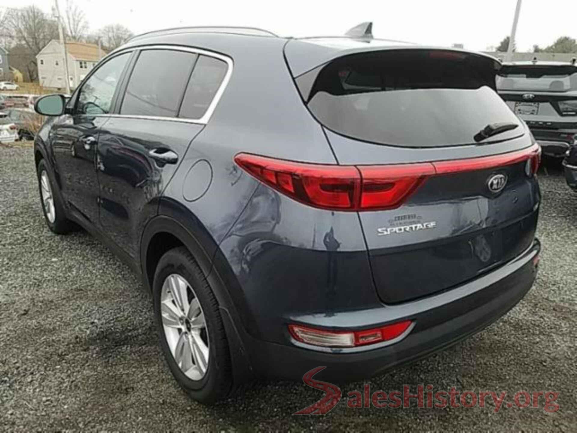 KNDPMCAC8J7393297 2018 KIA SPORTAGE